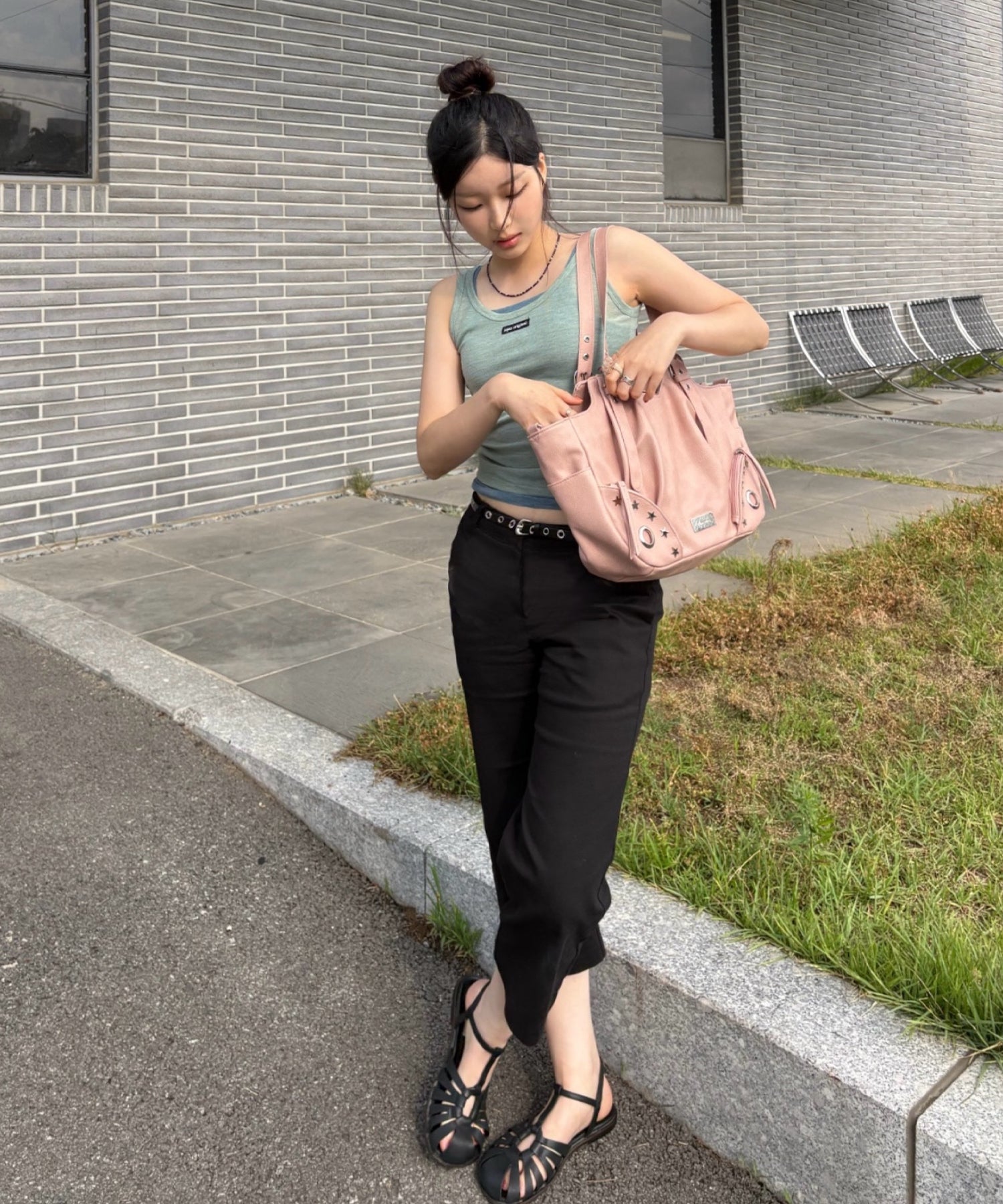 ※WEB限定 / スタースタッズ&ハトメハンドバッグ / sqnz star eyelet bag ピンク