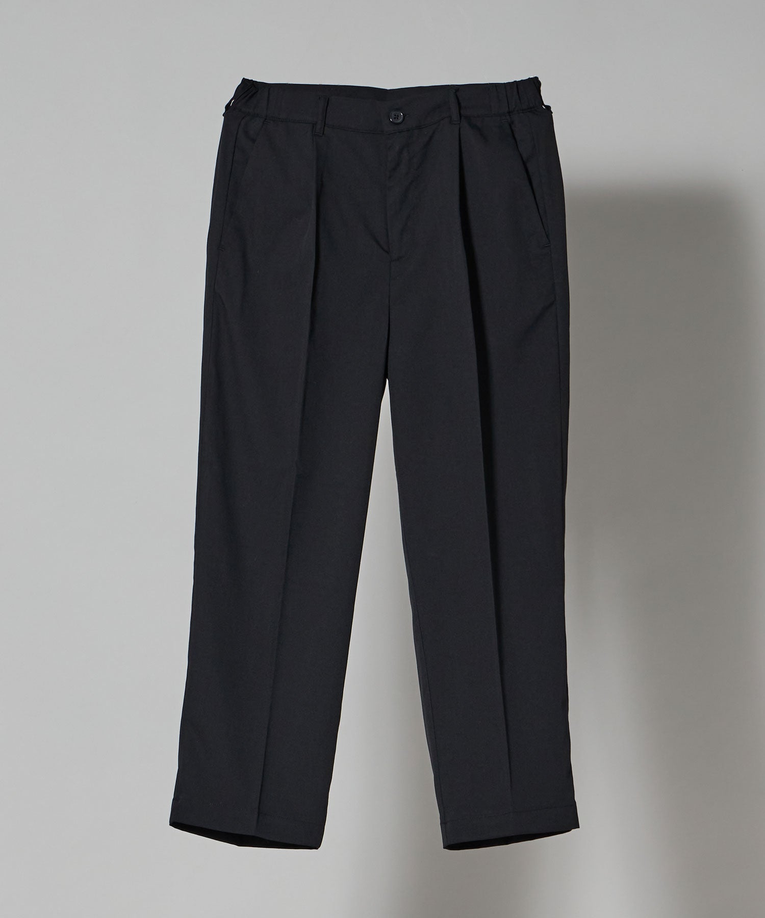 【FFEIN(フェイン)】TR SIDE GATHER ANKLE PANTS / TR サイドギャザー アンクルスラックス ブラック