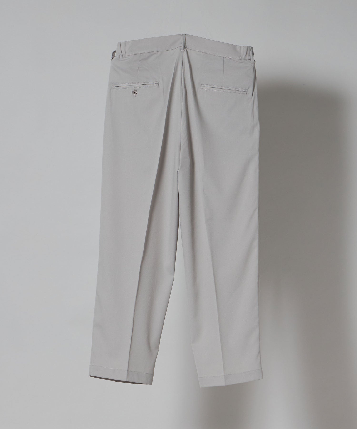 【FFEIN(フェイン)】TR SIDE GATHER ANKLE PANTS / TR サイドギャザー アンクルスラックス ライトグレー