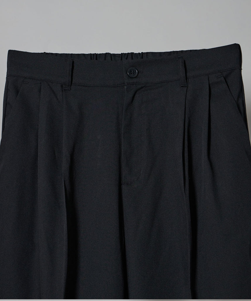 TR LOOSE DESIGN PANTS / TR 2タック ルーズデザイン スラックス ブラック