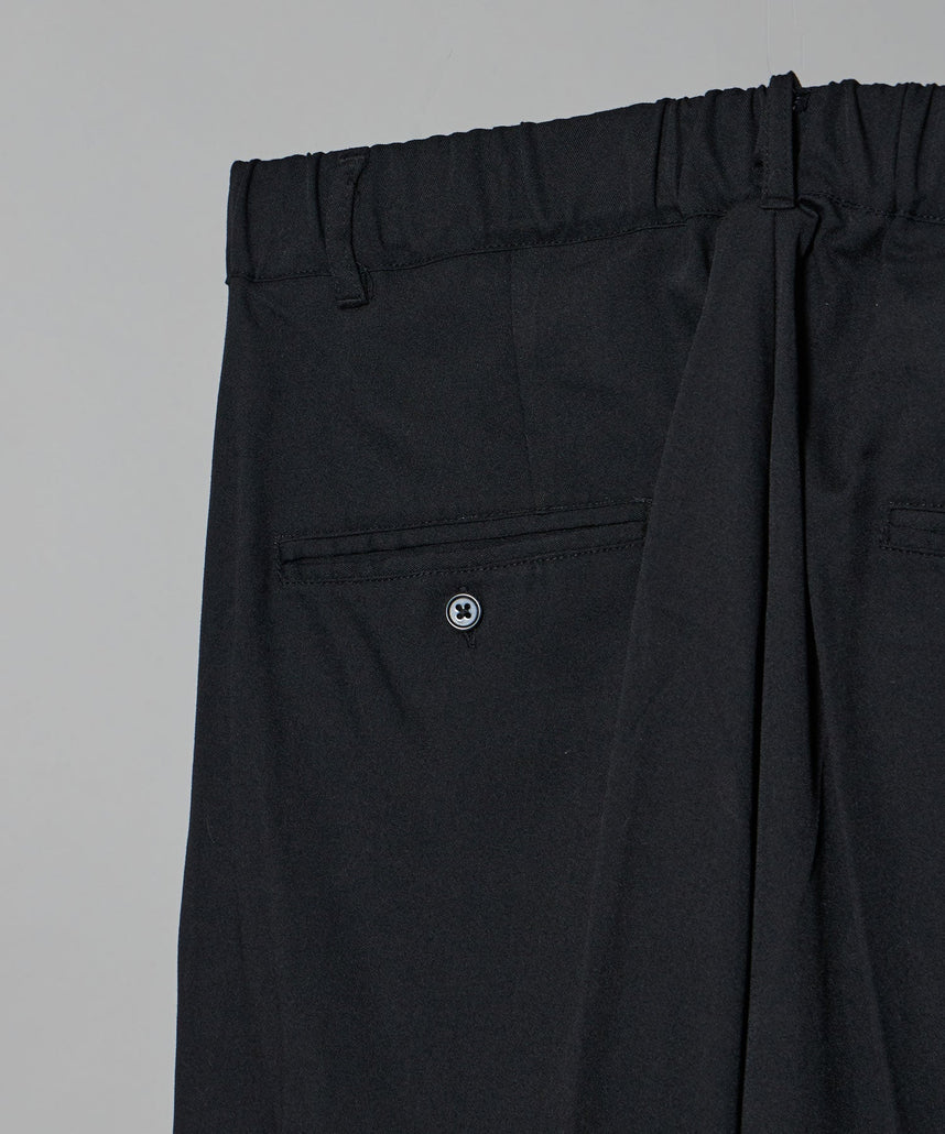 TR LOOSE DESIGN PANTS / TR 2タック ルーズデザイン スラックス ブラック