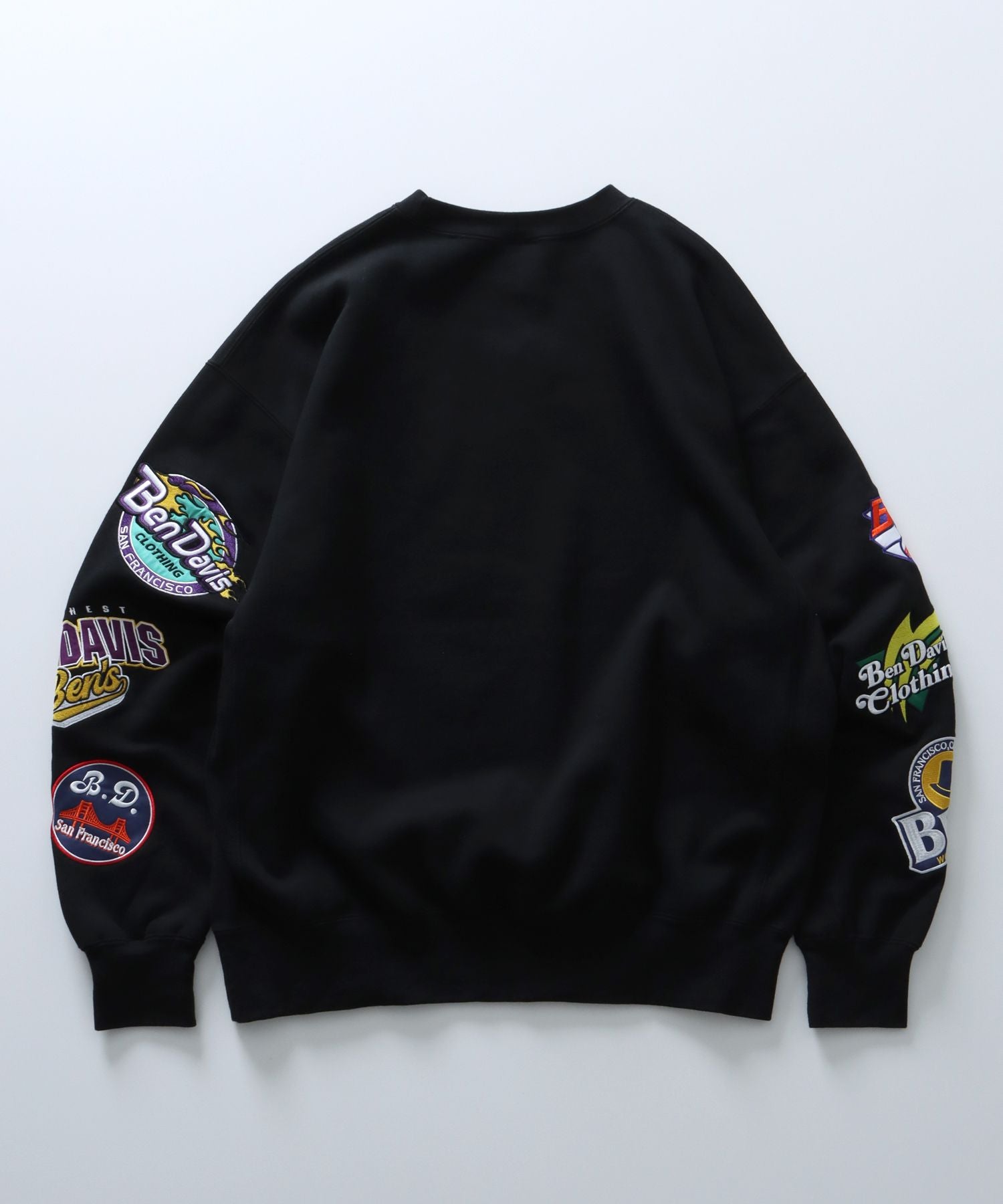 CHAMPIONSHIP PATCHED CREW NECK SWEAT / 袖ワッペン 刺繍 古着風 クルーネック スウェット ブラック