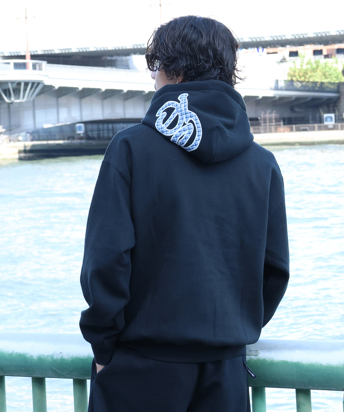 モデル：H177 Size:L　ブラック