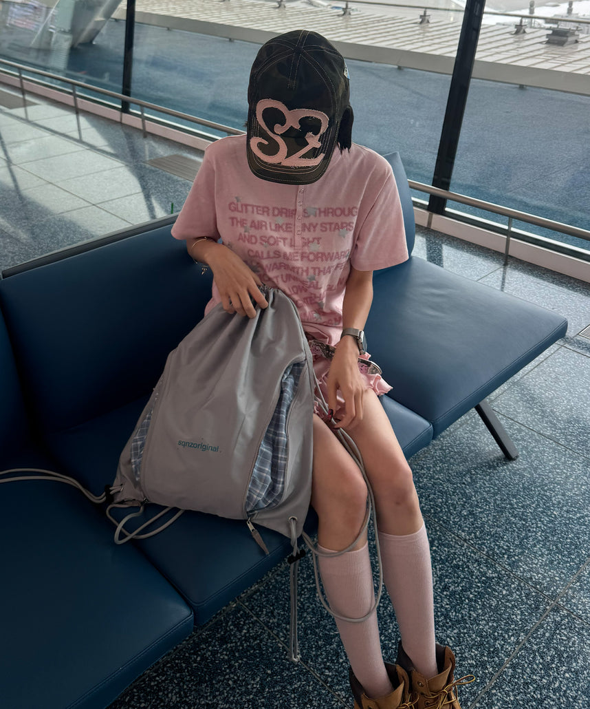 ≪予約商品≫※WEB限定 / 2WAY仕様 /チェックジップナップサック /sqnz zip knapsack ライトグレー