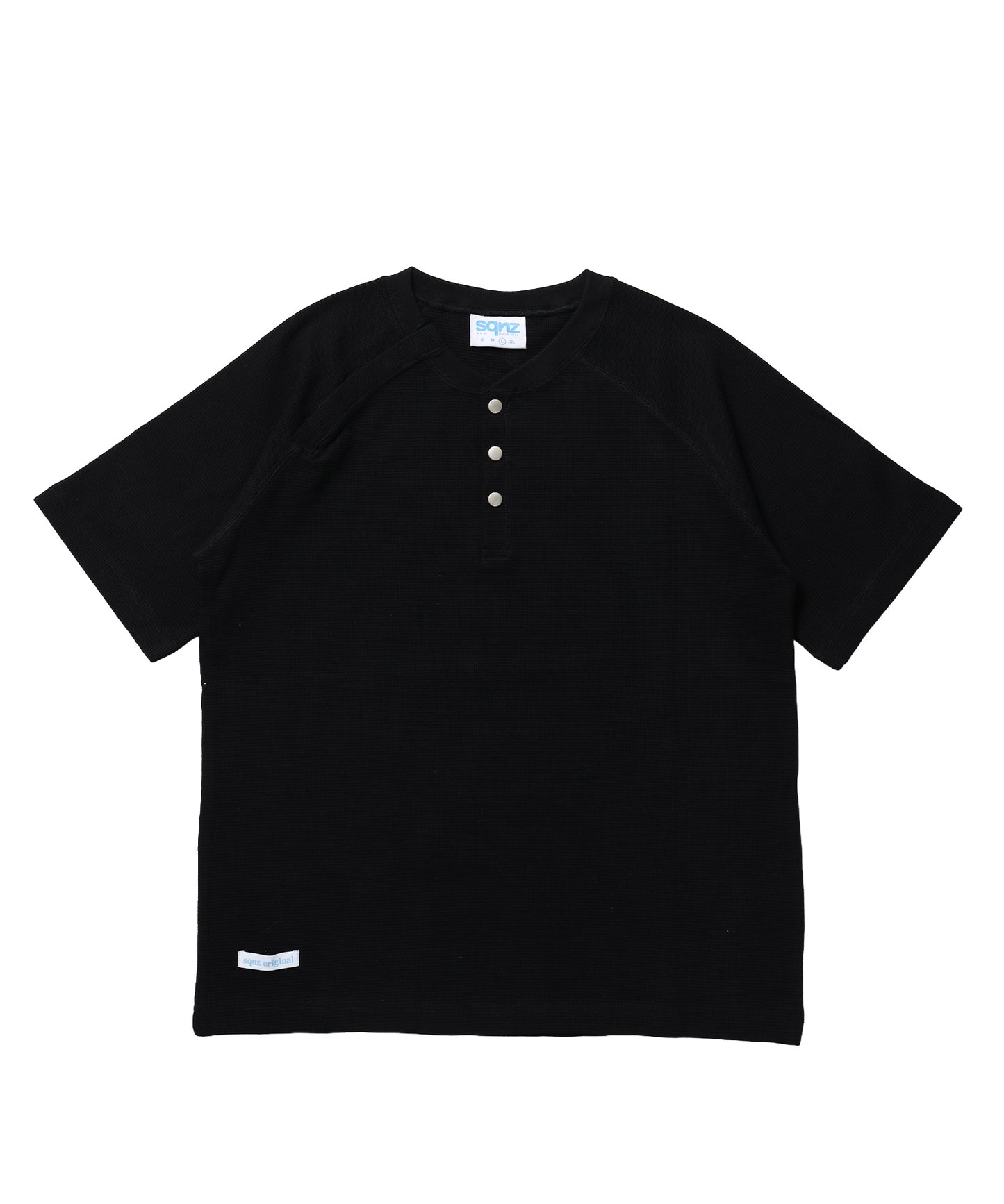 ※WEB限定 / 半袖 ヘンリーネック ラグラン ワンポイント ユニセックス レイヤード / sqnz thermal metal button tee ブラック