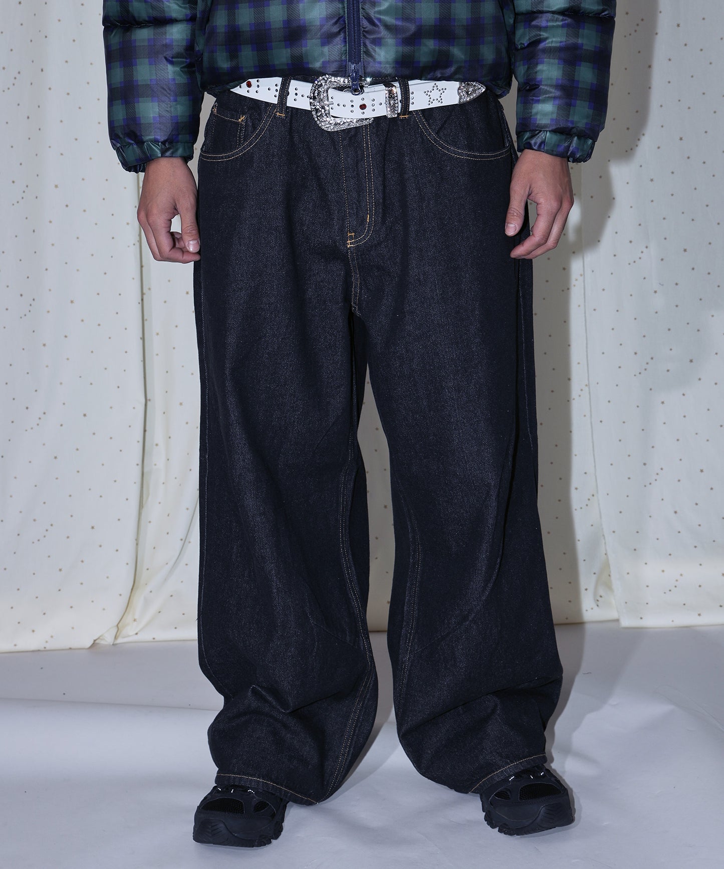 モデル：H180 Size:L