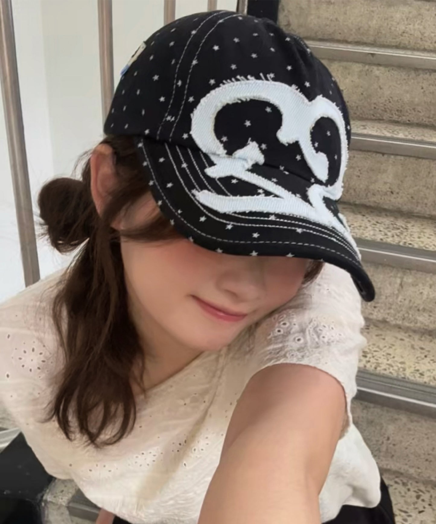 ※WEB限定 / ワッペン / またぎデザインキャップ /sqnz logo applique stitch cap 柄81
