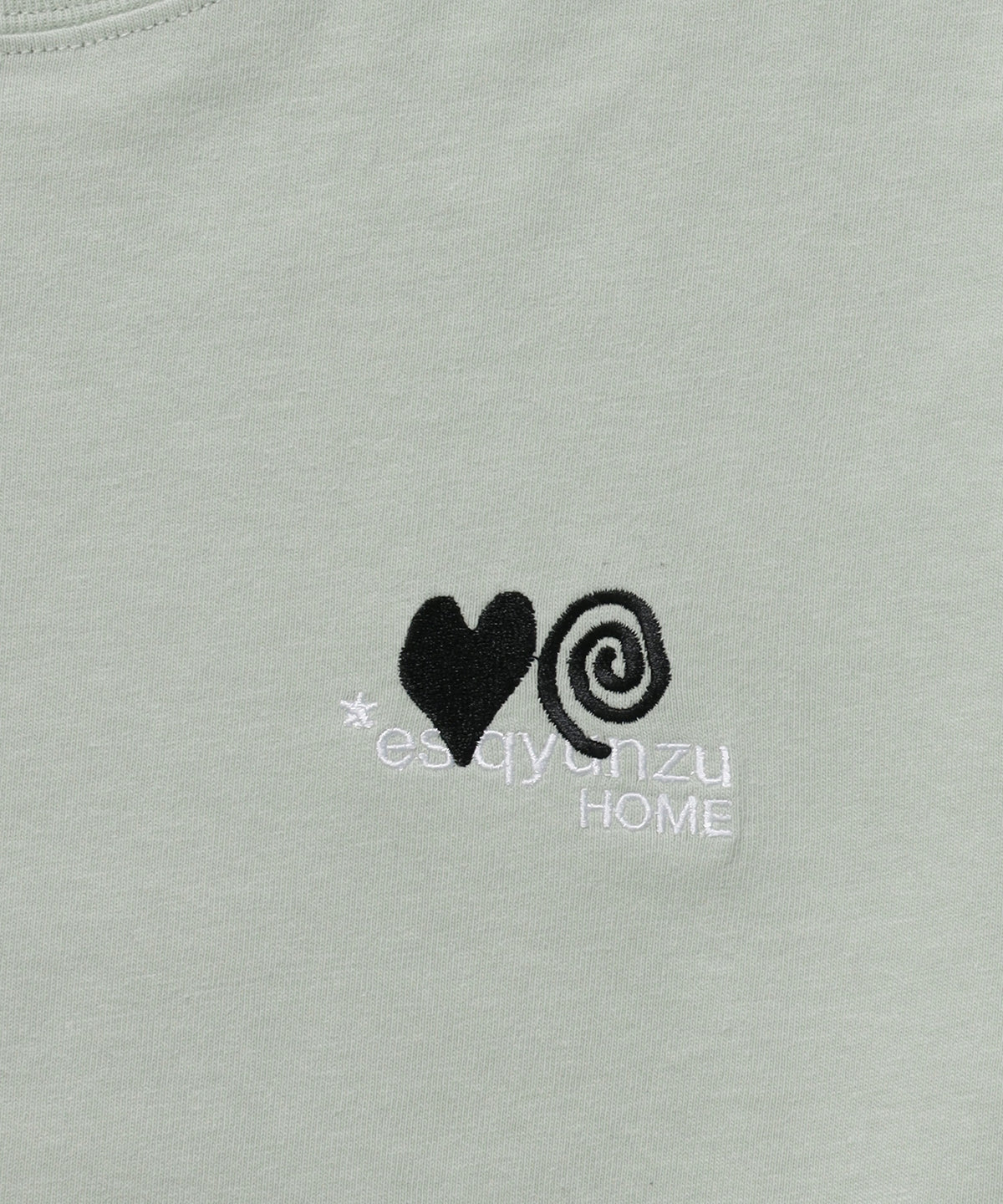 ※WEB限定 / サークルハート刺繍ロンT/sqnzU basic logo l/s tee グリーン