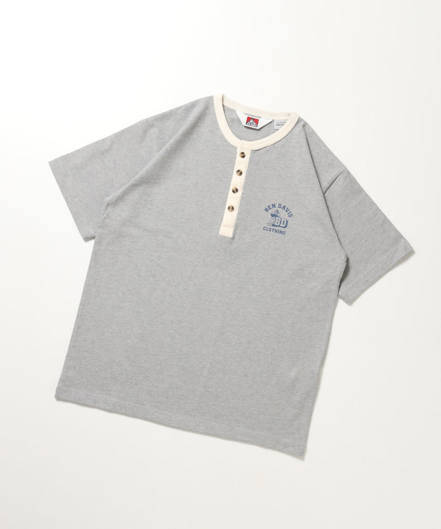 RINGER HENLEY TEE / Tシャツ 半袖 クルーネック ヘンリーネック ワンポイント クラシックフィット リンガー ワンポイント グレー