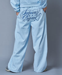 SQNZ GLITTER SWEAT PANTS / グリッター ラインストーン スウェットパンツ ドローコード 裏起毛 【セットアップ着用可】 スカイブルー