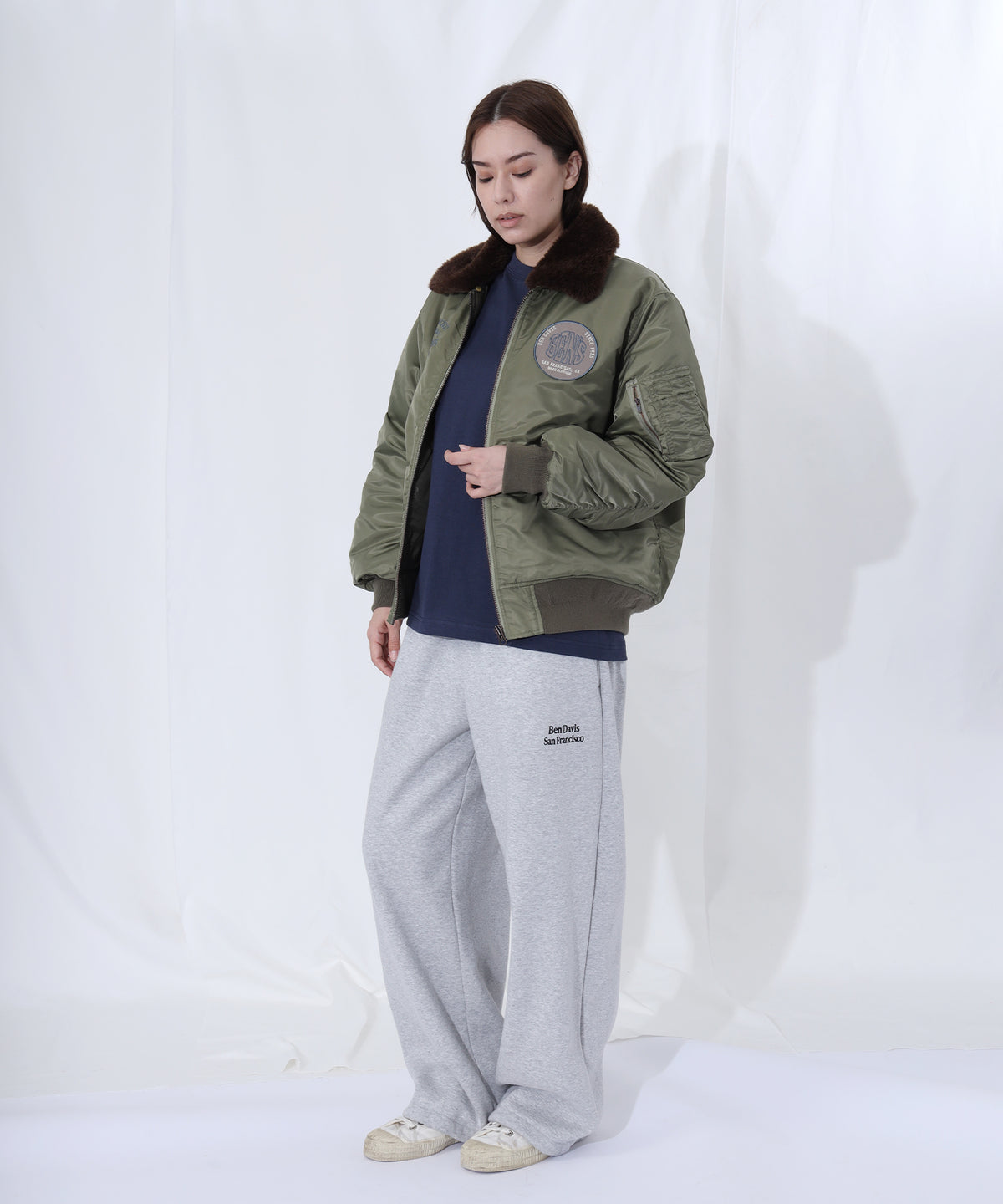 モデル：H174 Size:L カーキ