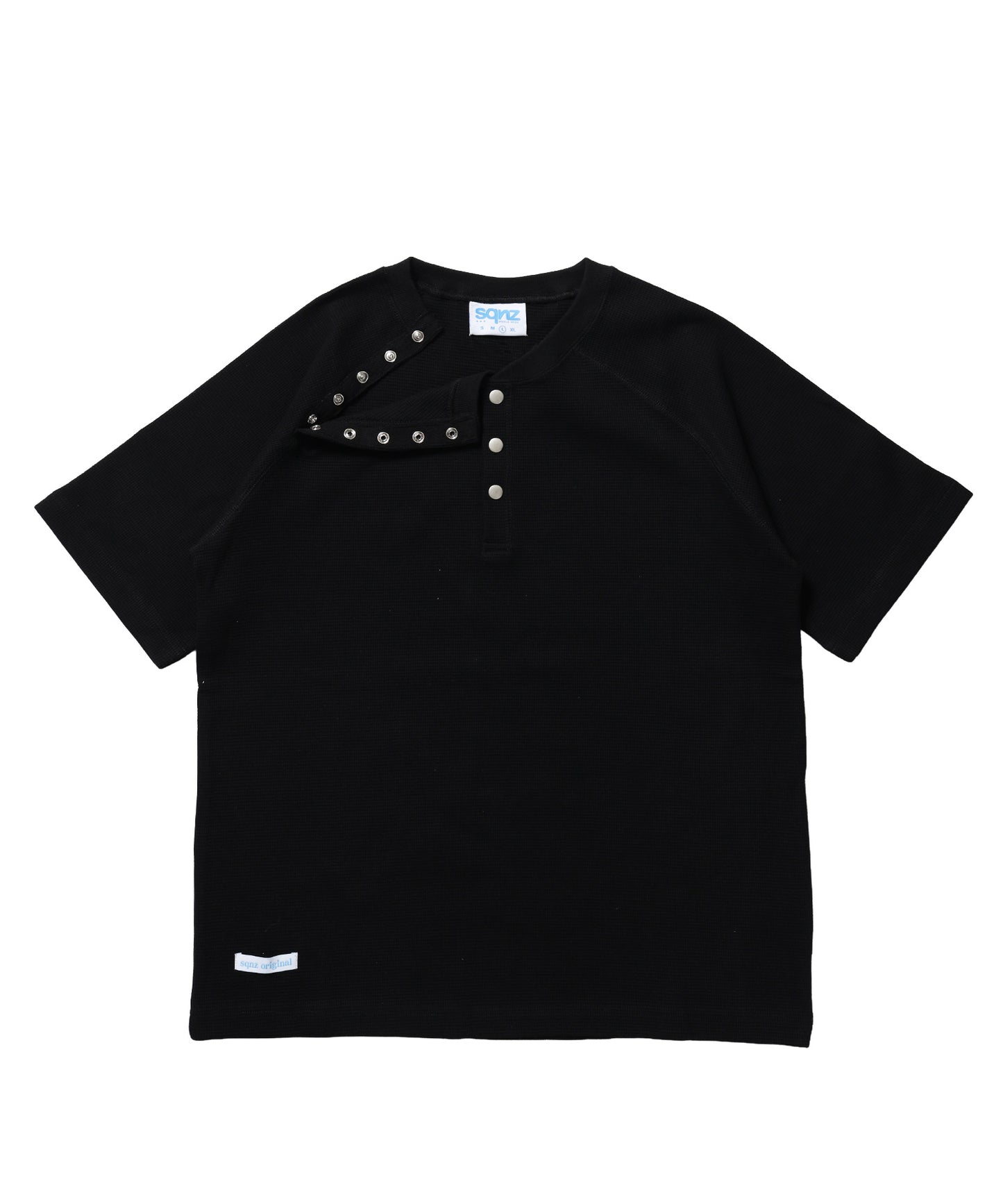 ※WEB限定 / 半袖 ヘンリーネック ラグラン ワンポイント ユニセックス レイヤード / sqnz thermal metal button tee ブラック