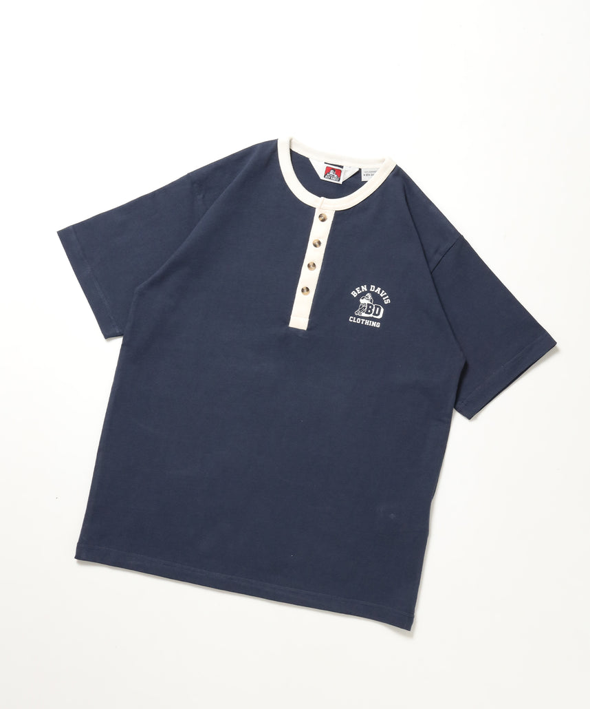 RINGER HENLEY TEE / Tシャツ 半袖 クルーネック ヘンリーネック ワンポイント クラシックフィット リンガー ワンポイント ネイビー