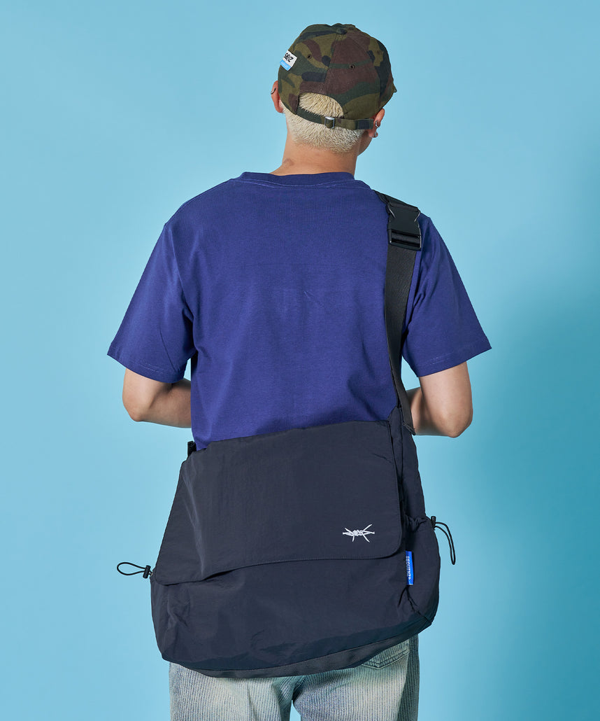 テックショルダーバッグ / TECH SHOULDER BAG ブラック – NAVAL Online