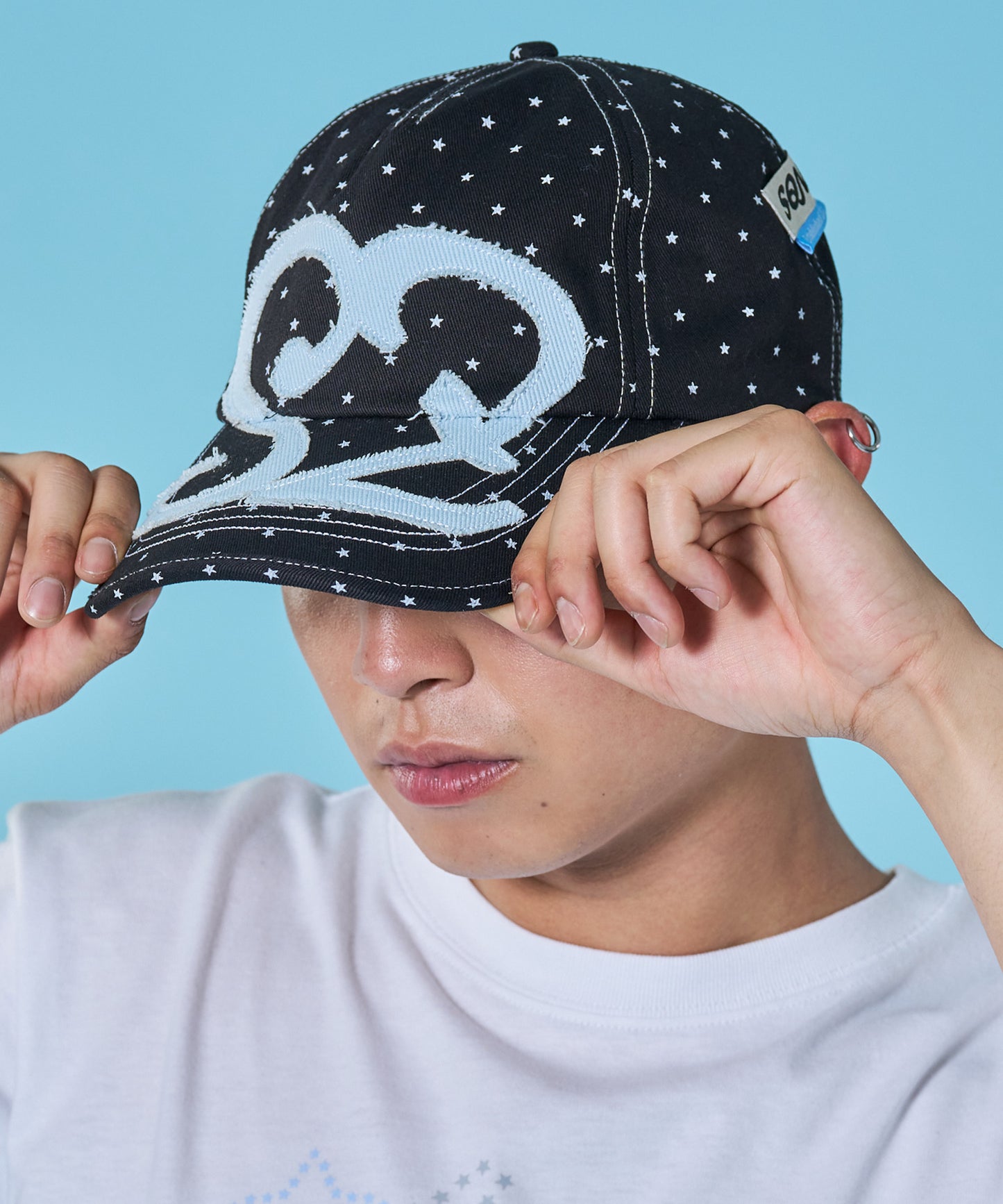 ※WEB限定 / ワッペン / またぎデザインキャップ /sqnz logo applique stitch cap 柄81