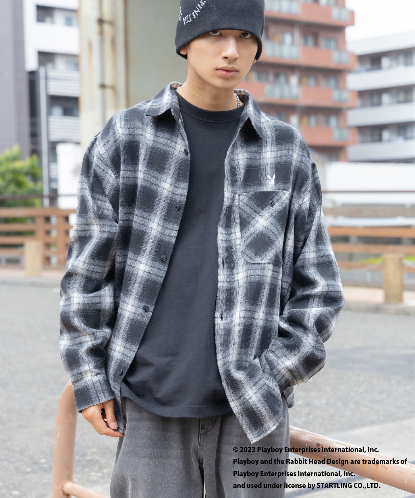 モデル： H180 Size:L