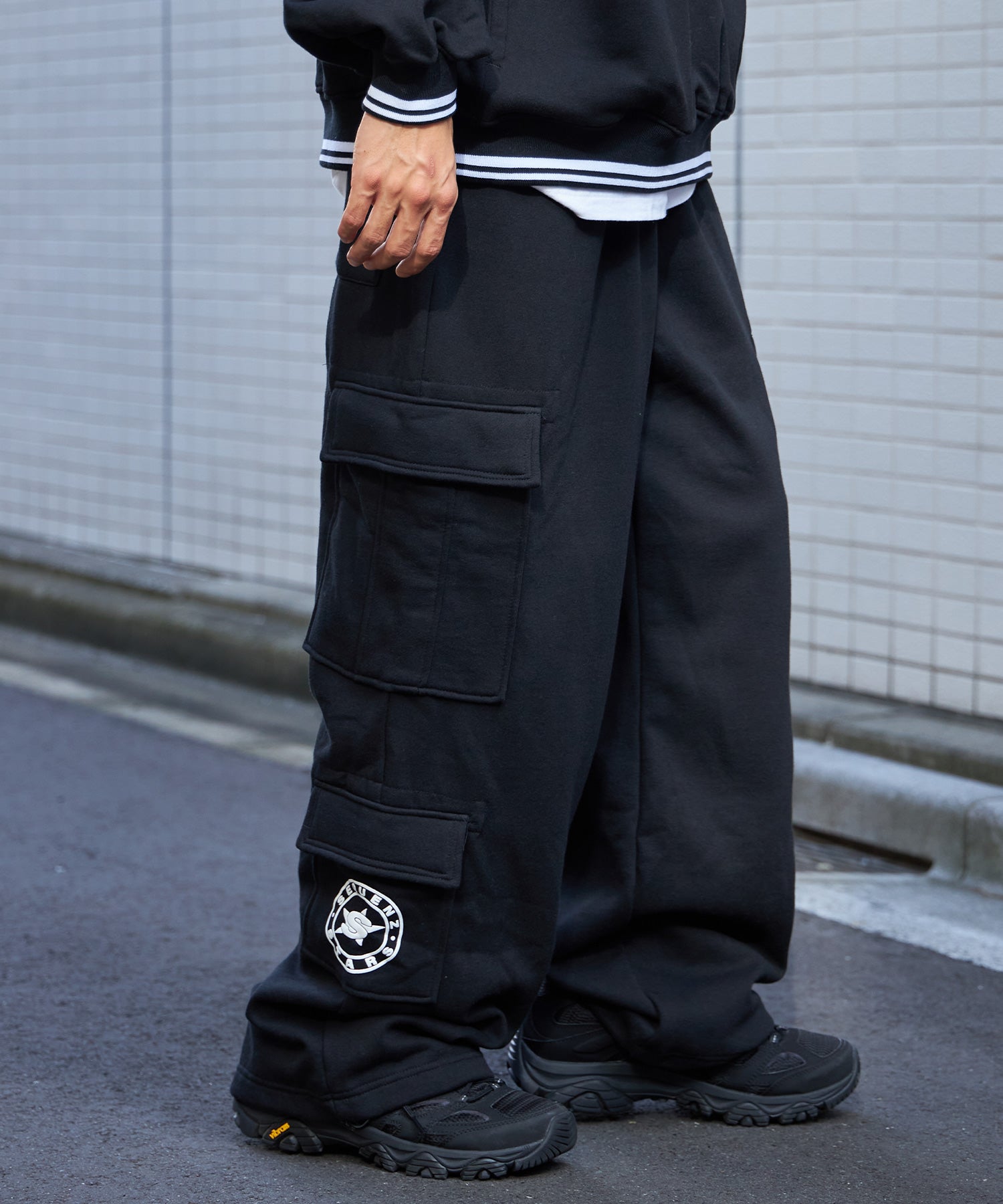 SEQUENZ（シークエンズ）】90`s FLAVA SWEAT PANTS / ポケット ブロークコア オーバーサイズ レトロ ドローコード 裏起毛  ブラック – NAVAL Online Store