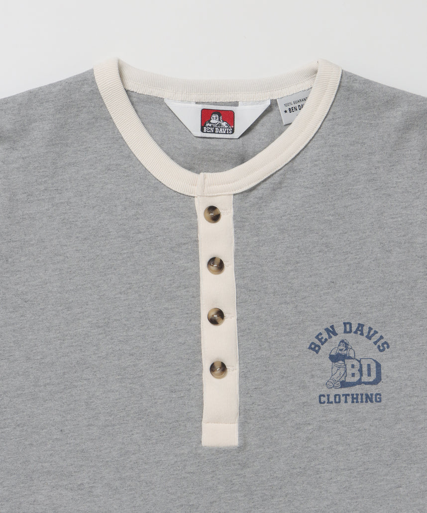 RINGER HENLEY TEE / Tシャツ 半袖 クルーネック ヘンリーネック ワンポイント クラシックフィット リンガー ワンポイント グレー