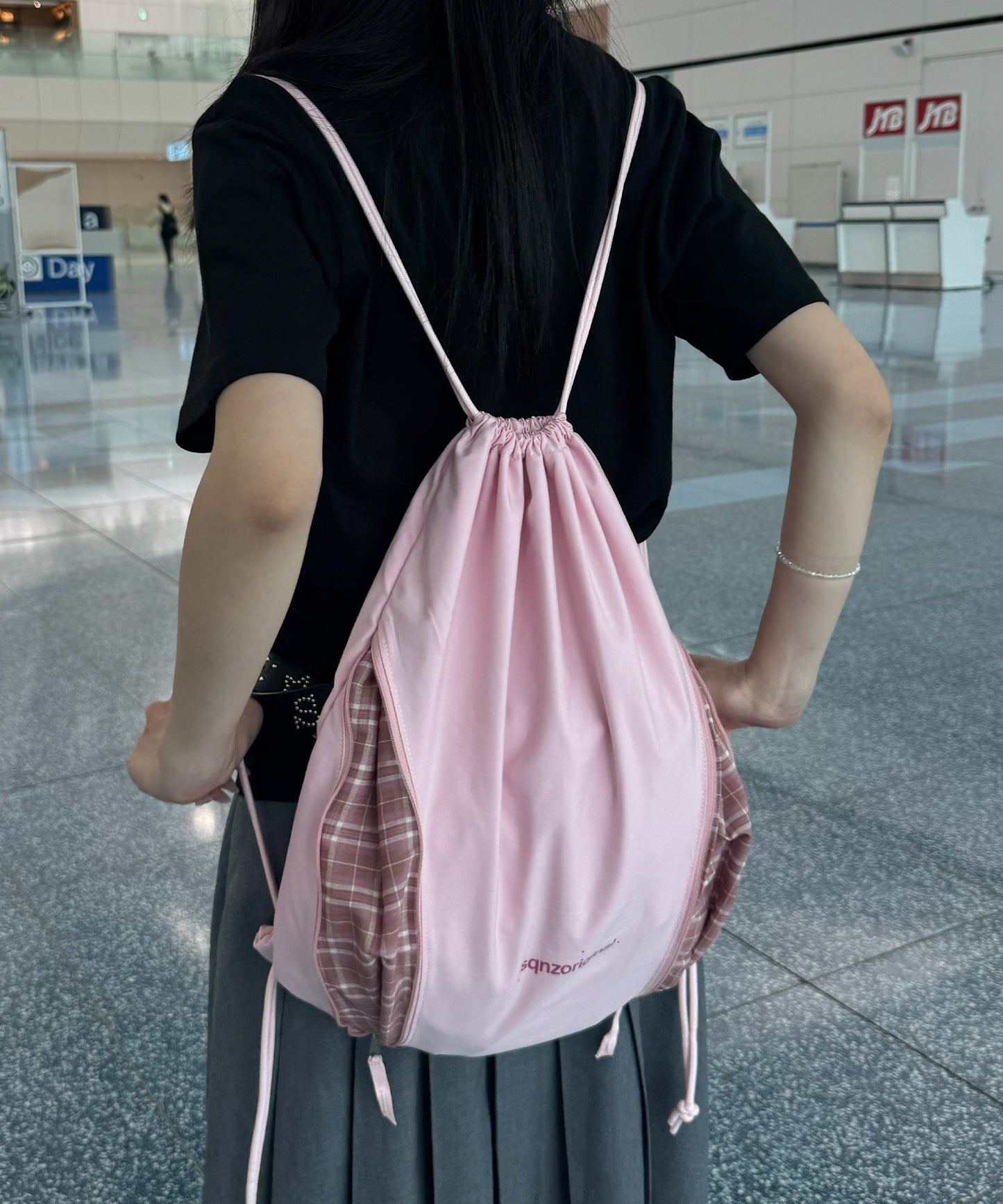≪予約商品≫※WEB限定 / 2WAY仕様 /チェックジップナップサック /sqnz zip knapsack ライトピンク