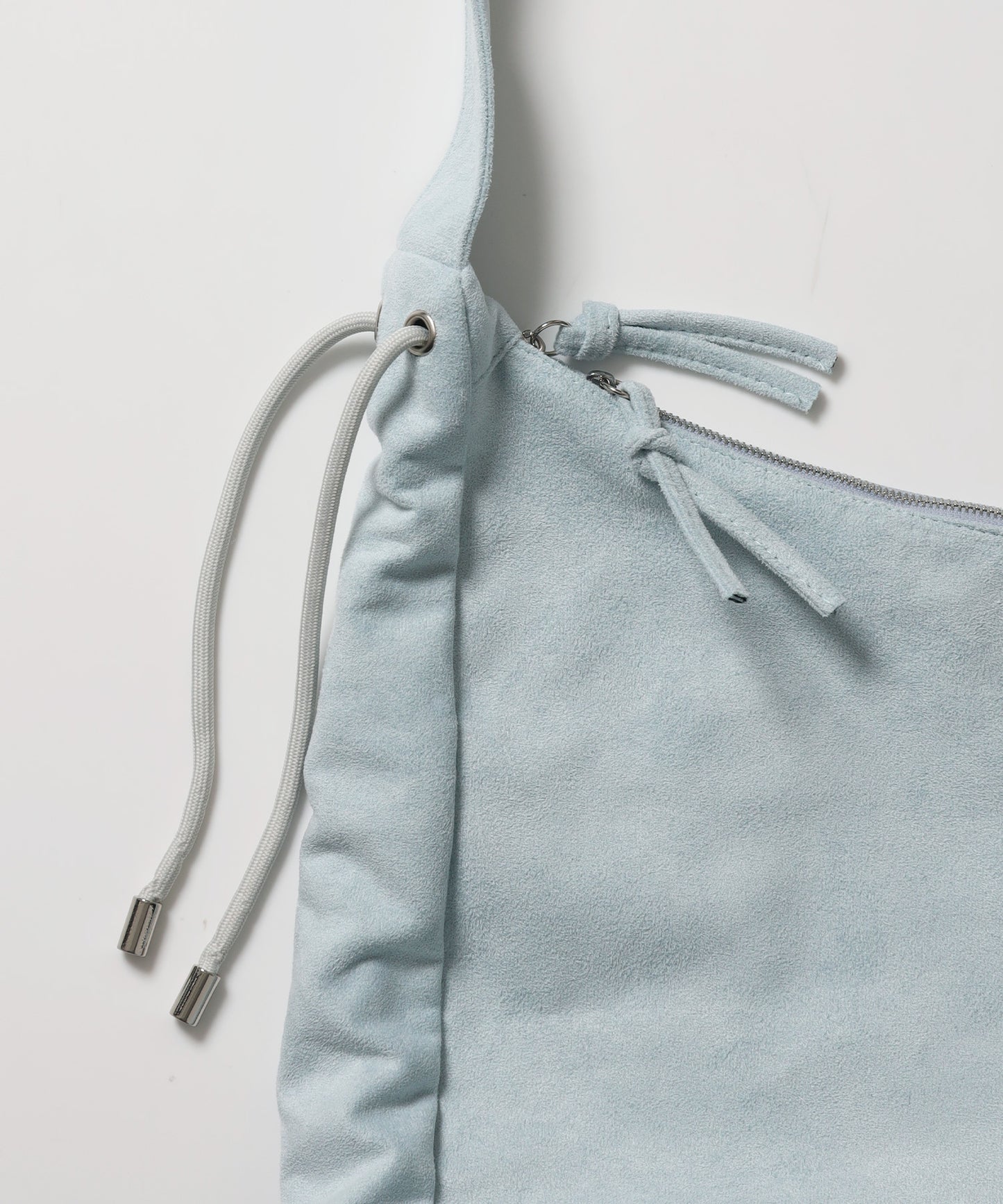 ※WEB限定 / フェイクレザー フェイクスエード メタルプレート 雑貨 バック / シャーリングショルダーバック / sqnz shirring bagライトブルー