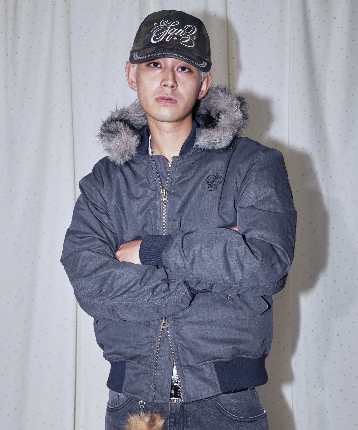 モデル：H180 Size:L