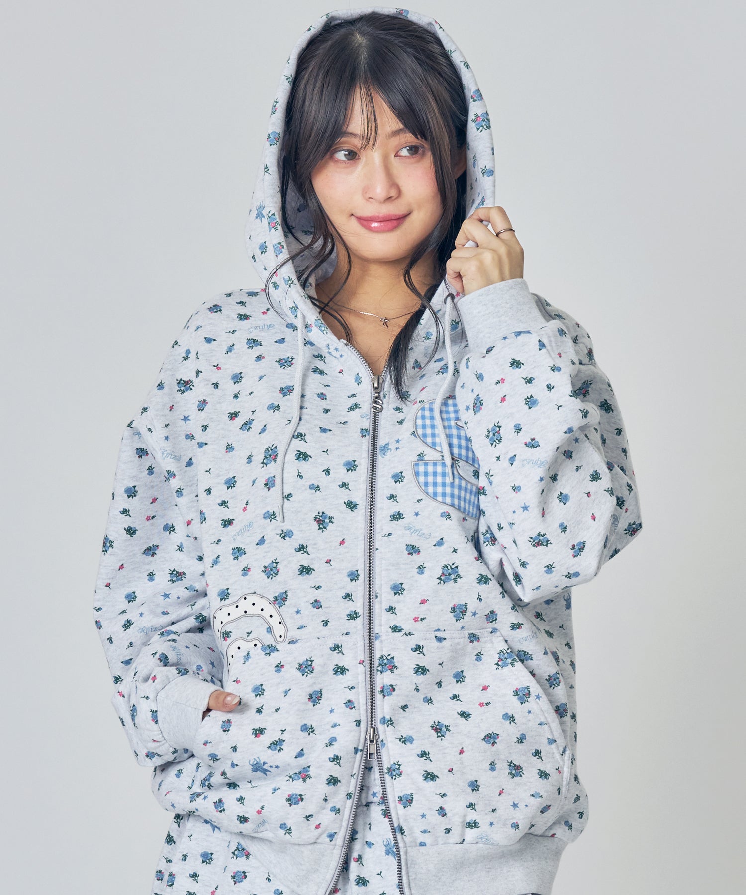 モデル：H157 Size:S