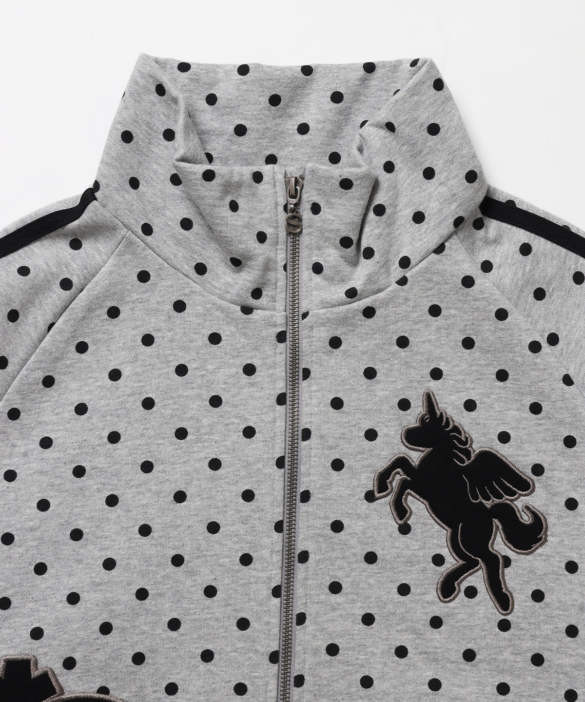 ※WEB限定 / ユニコーンワッペン刺繍トラックジャケット / sqnzU horse track jkt 柄81
