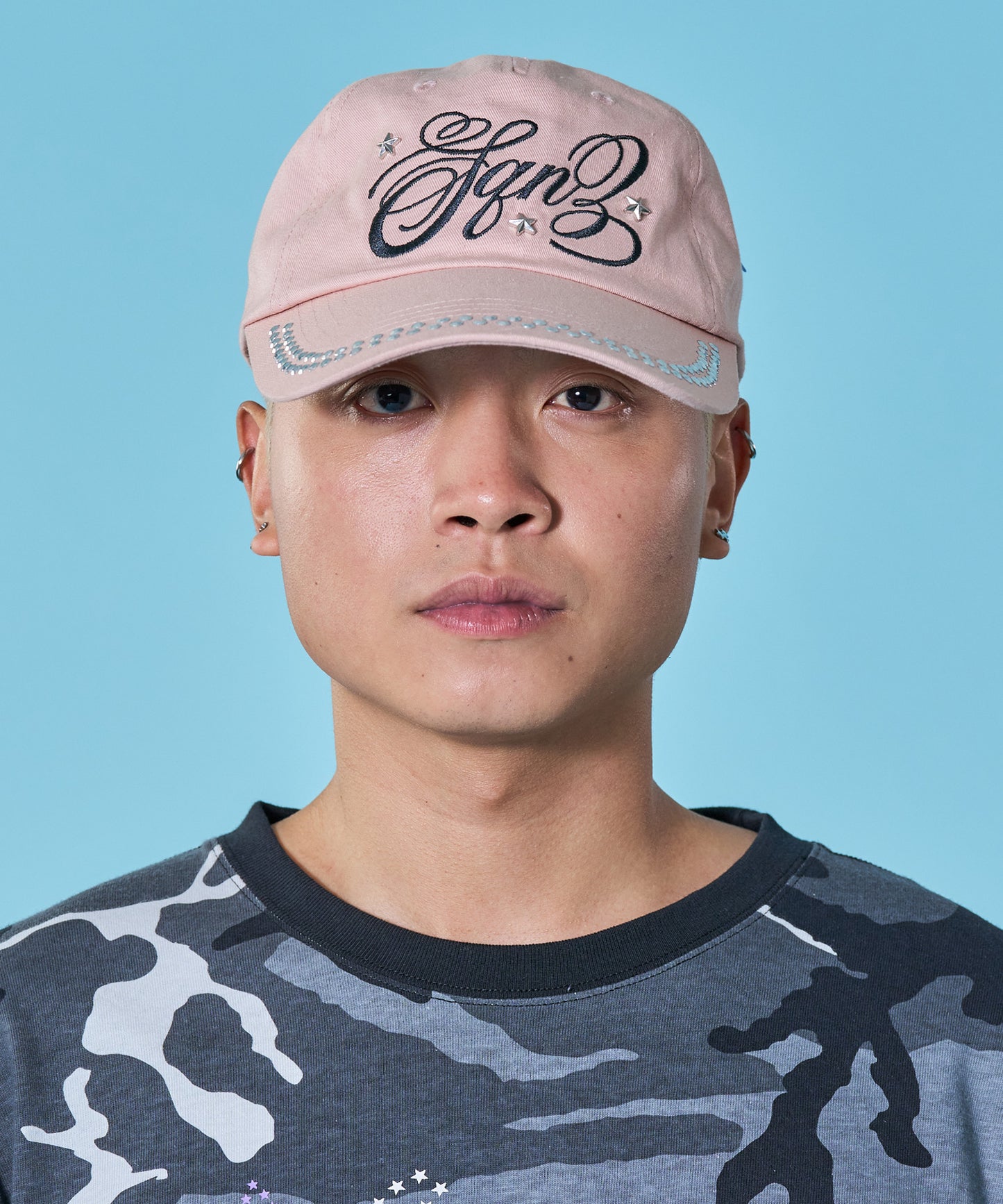 ※WEB限定 / ラインストーンロゴキャップ / sqnz studs cap ライトピンク