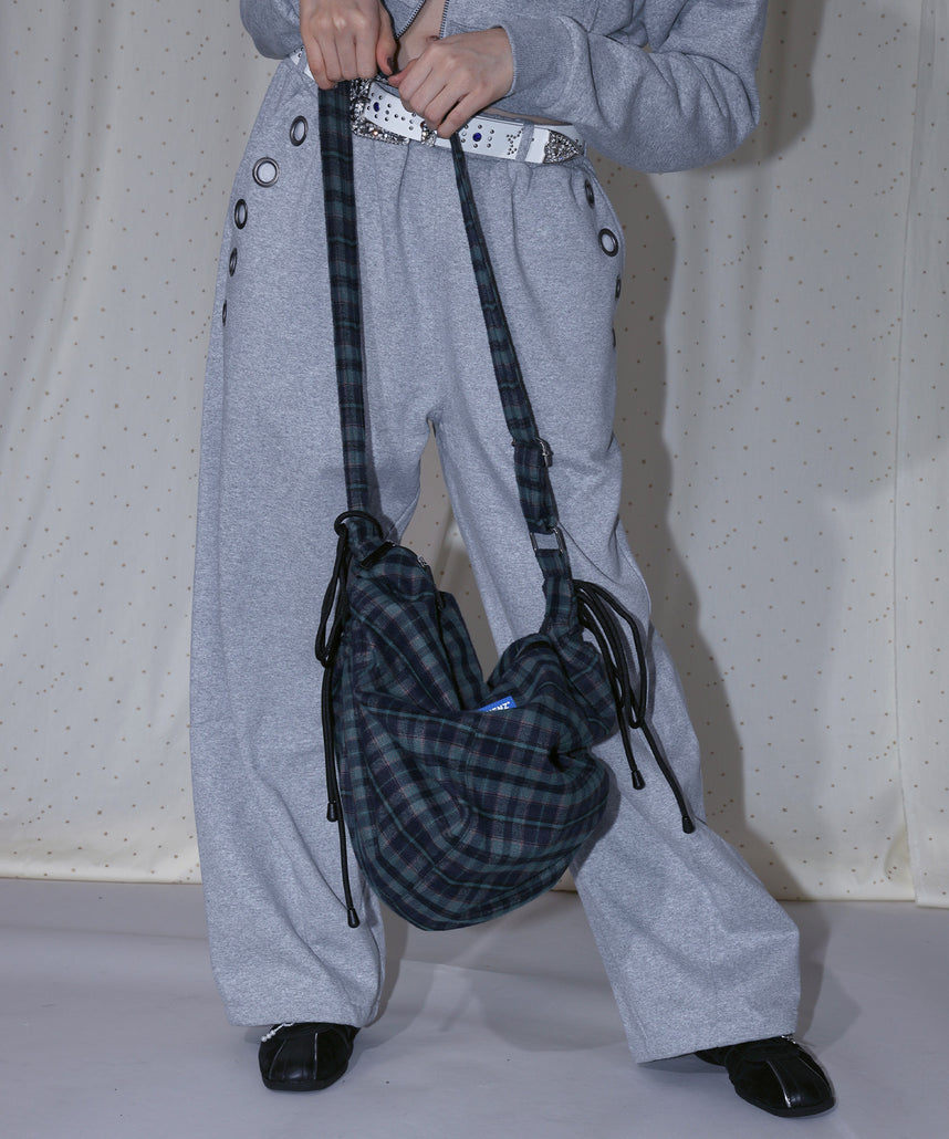 SHOULDER GATHER BAG / テック ショルダーバッグ 調節可能 ドローコード グリーン