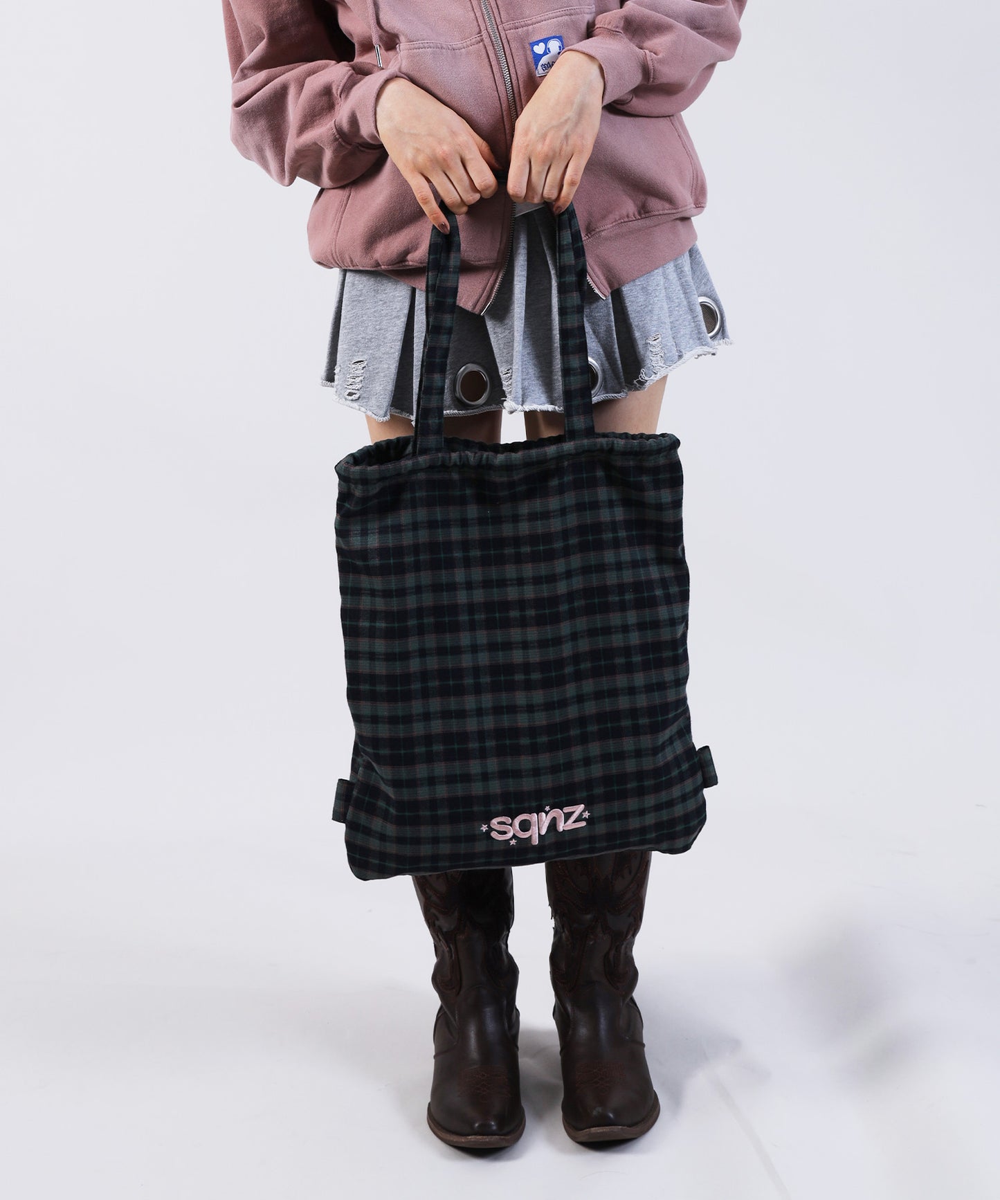 sqnz dairy 2way knapsack / ナップサック バック 2WAY ブランドロゴ チェック ストライプ ダークグリーン