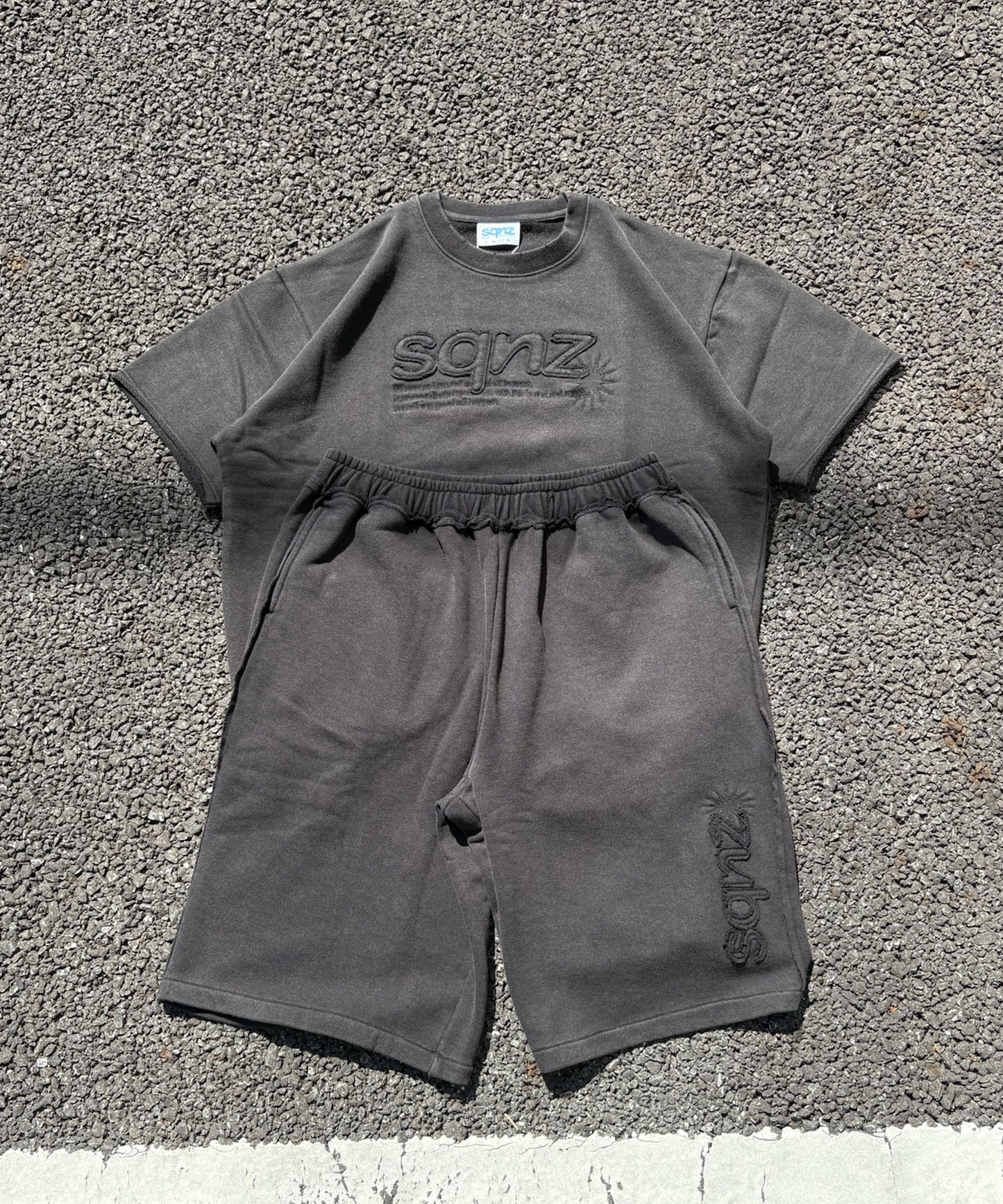 sqnz applique pack set up / Tシャツ ワッペン クルーネック オーバーサイズ ワンポイント ブラック