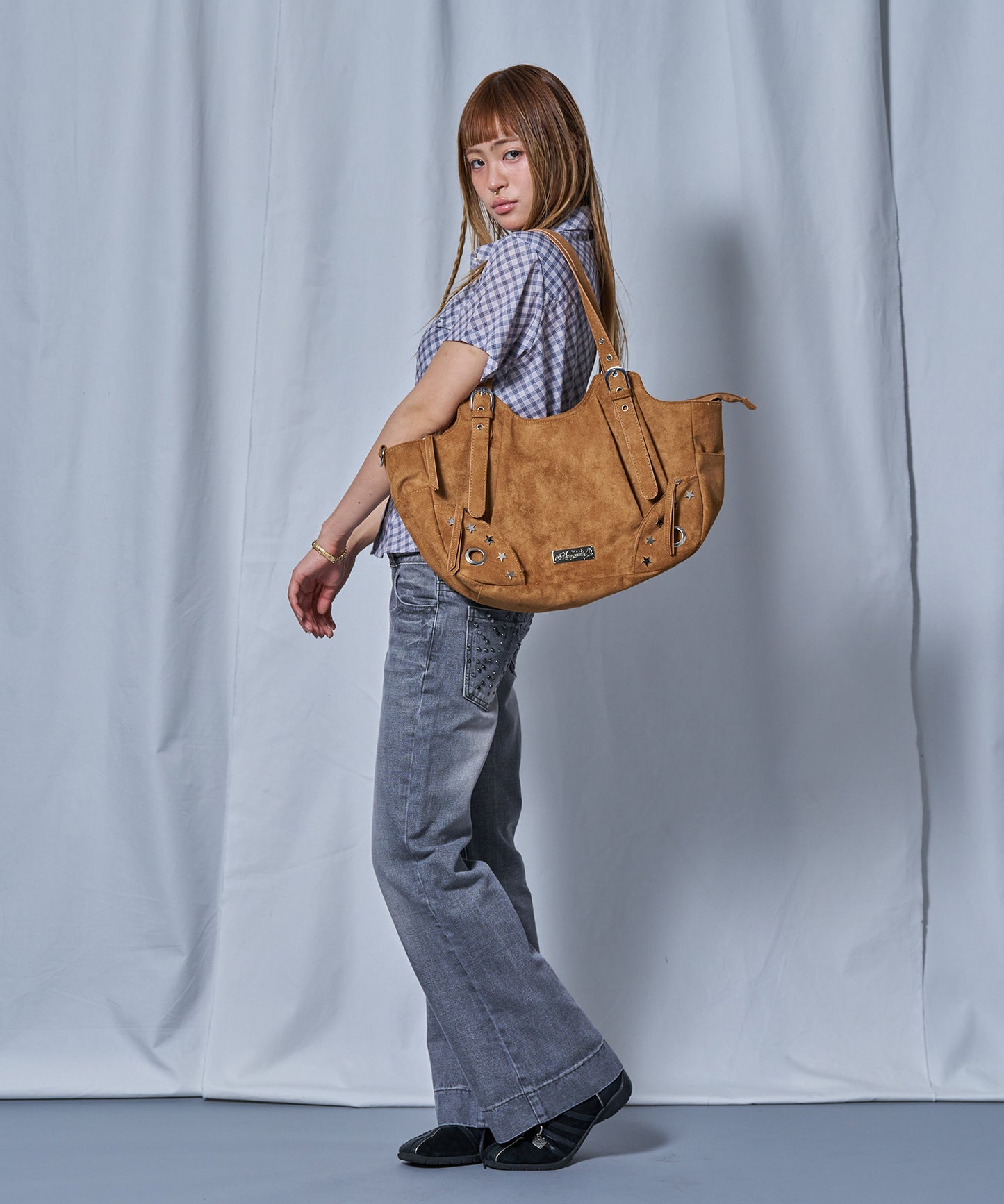 ※WEB限定 / スタースタッズ＆ハトメハンドバッグ / sqnz star eyelet bag ベージュ