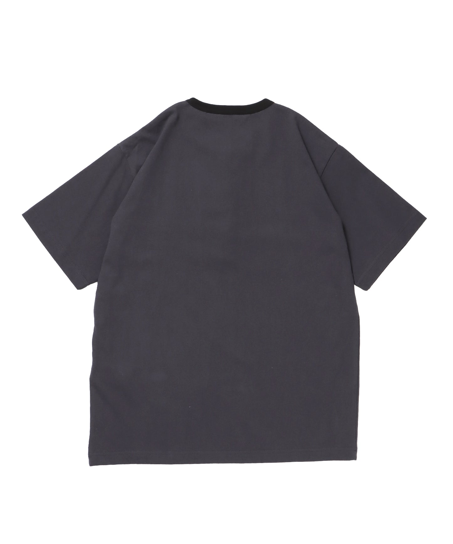 RINGER HENLEY TEE / Tシャツ 半袖 クルーネック ヘンリーネック ワンポイント クラシックフィット リンガー ワンポイント チャコール