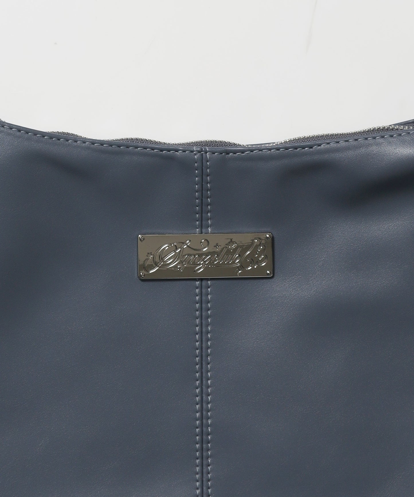 ※WEB限定 / フェイクレザー フェイクスエード メタルプレート 雑貨 バック / シャーリングショルダーバック / sqnz shirring bag チャコール