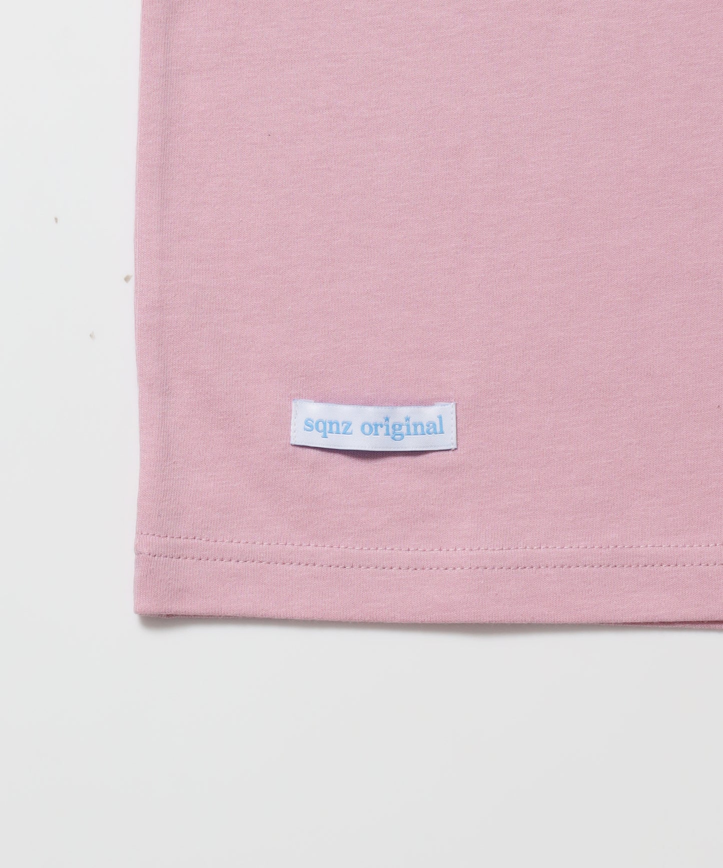 ※WEB限定 / ユニセックス / 星モチーフ半袖Tシャツ / sqnz star new logo tee / ピンク
