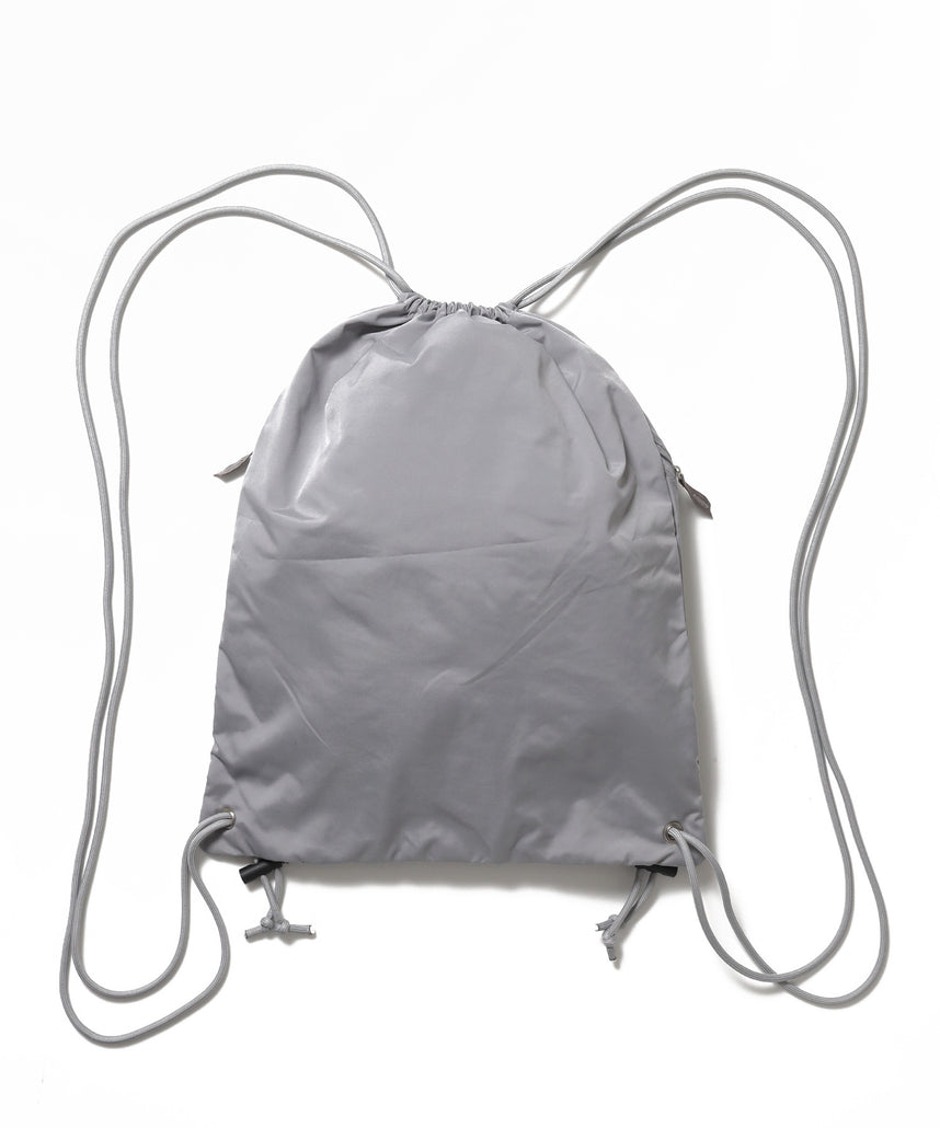 ≪予約商品≫※WEB限定 / 2WAY仕様 /チェックジップナップサック /sqnz zip knapsack ライトグレー