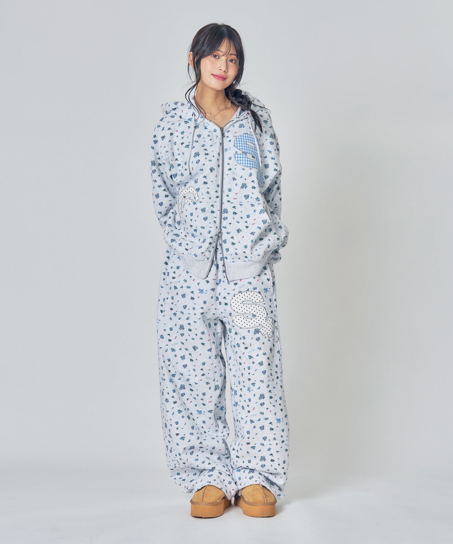 モデル：H157 Size:S