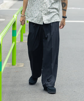 【FFEIN(フェイン)】TR LOOSE DESIGN PANTS / TR 2タック ルーズデザイン スラックス ブラック