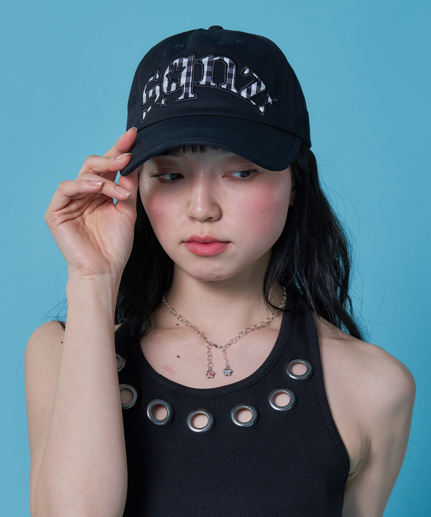 ≪予約商品≫sqnz gingham logo cap / キャップ 帽子 ワッペン ベースボール ユニセックス 刺繍 ブラック
