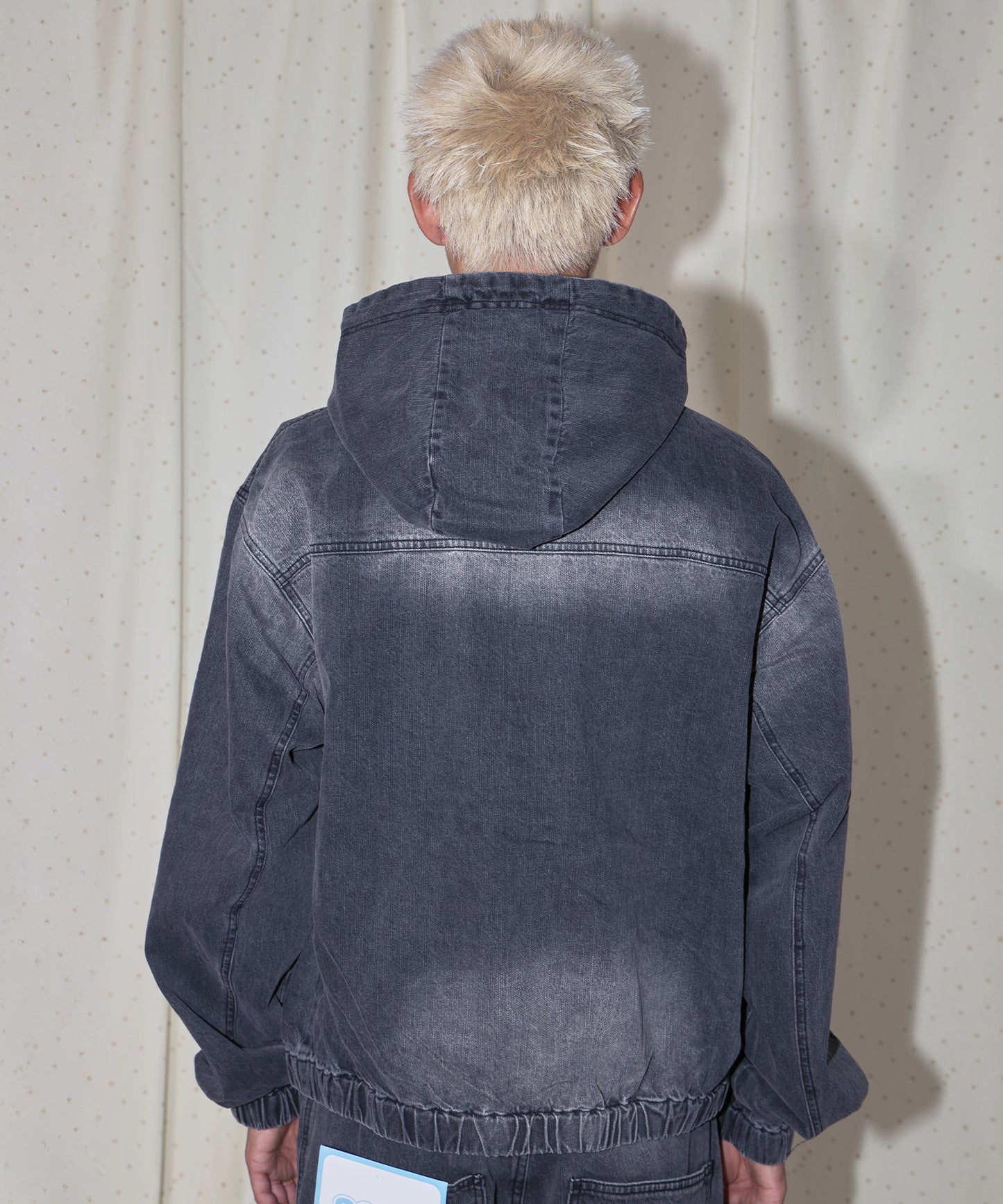 モデル：H180 Size:L