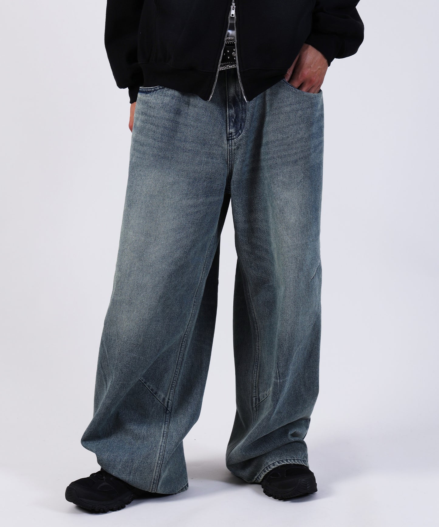 モデル：H180 Size:L