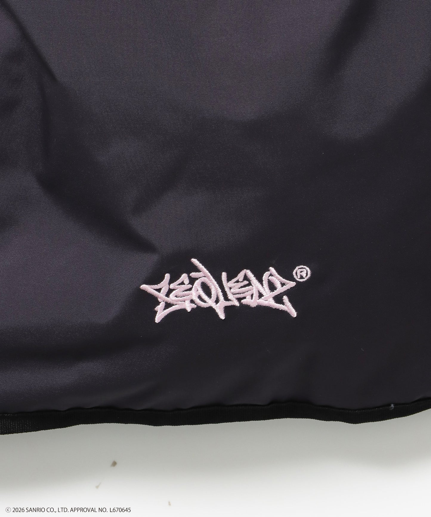 HK KITTY DAILY KNAPSACK / ナップサック バック 雑貨 ２WAY プリント リバーシブル ユニセックス ブラック系その他