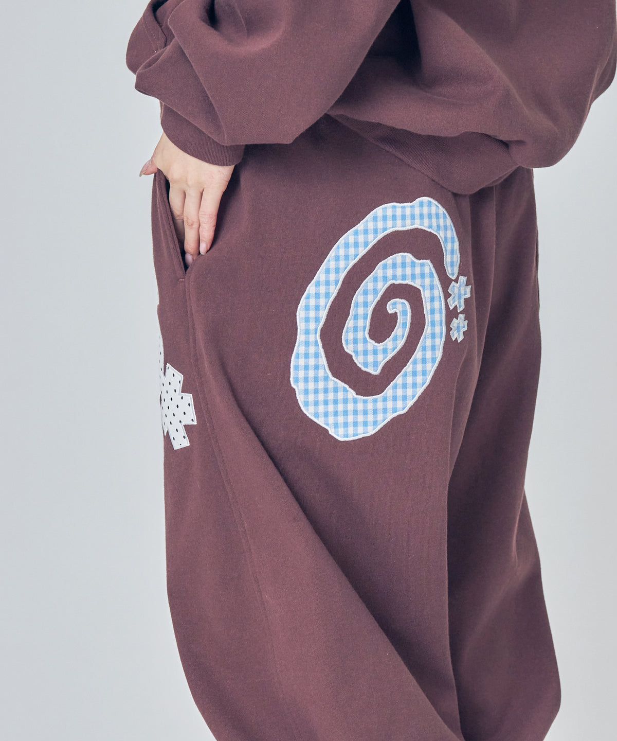 モデル：H157 Size:M　ブラウン