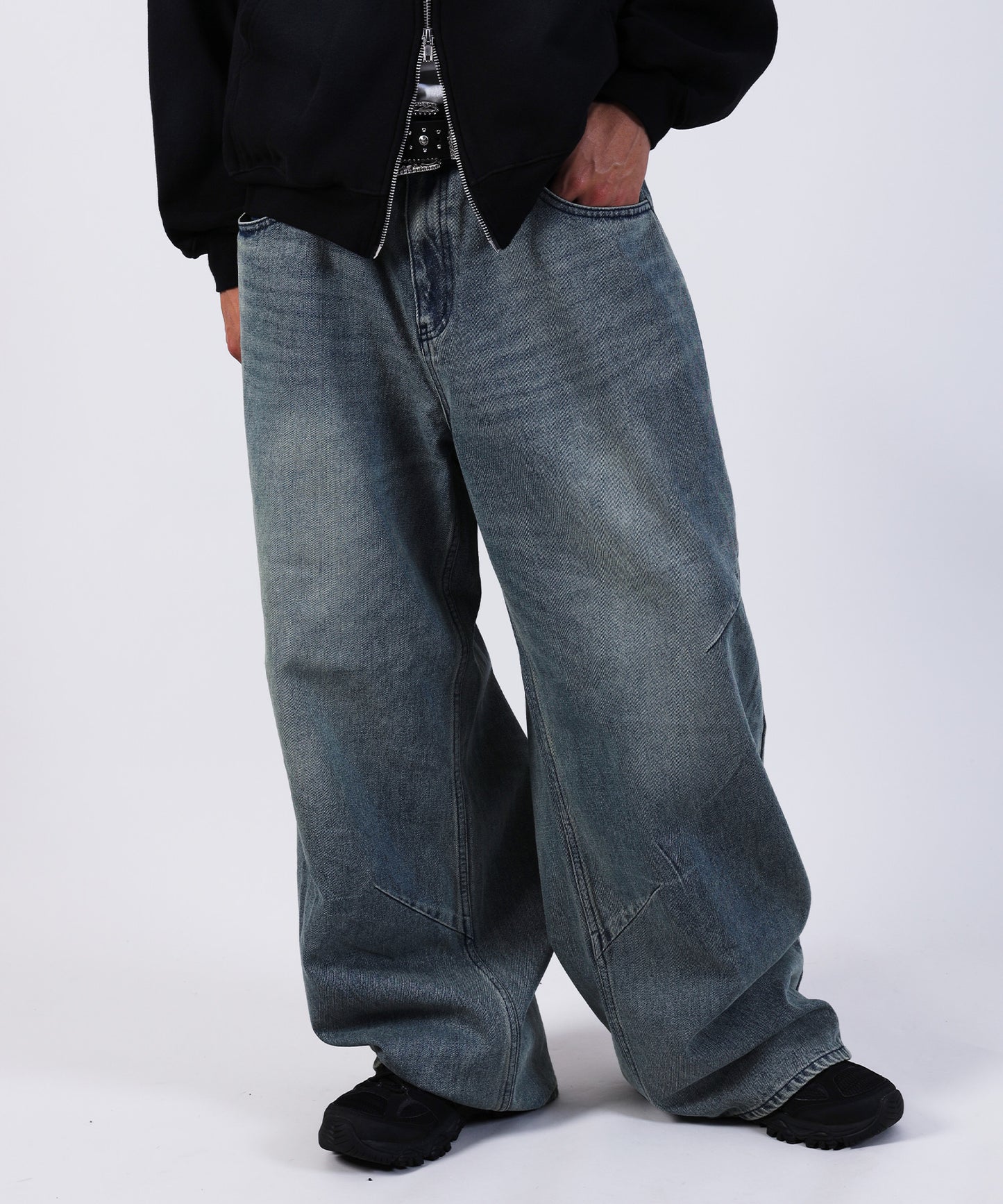 モデル：H180 Size:L