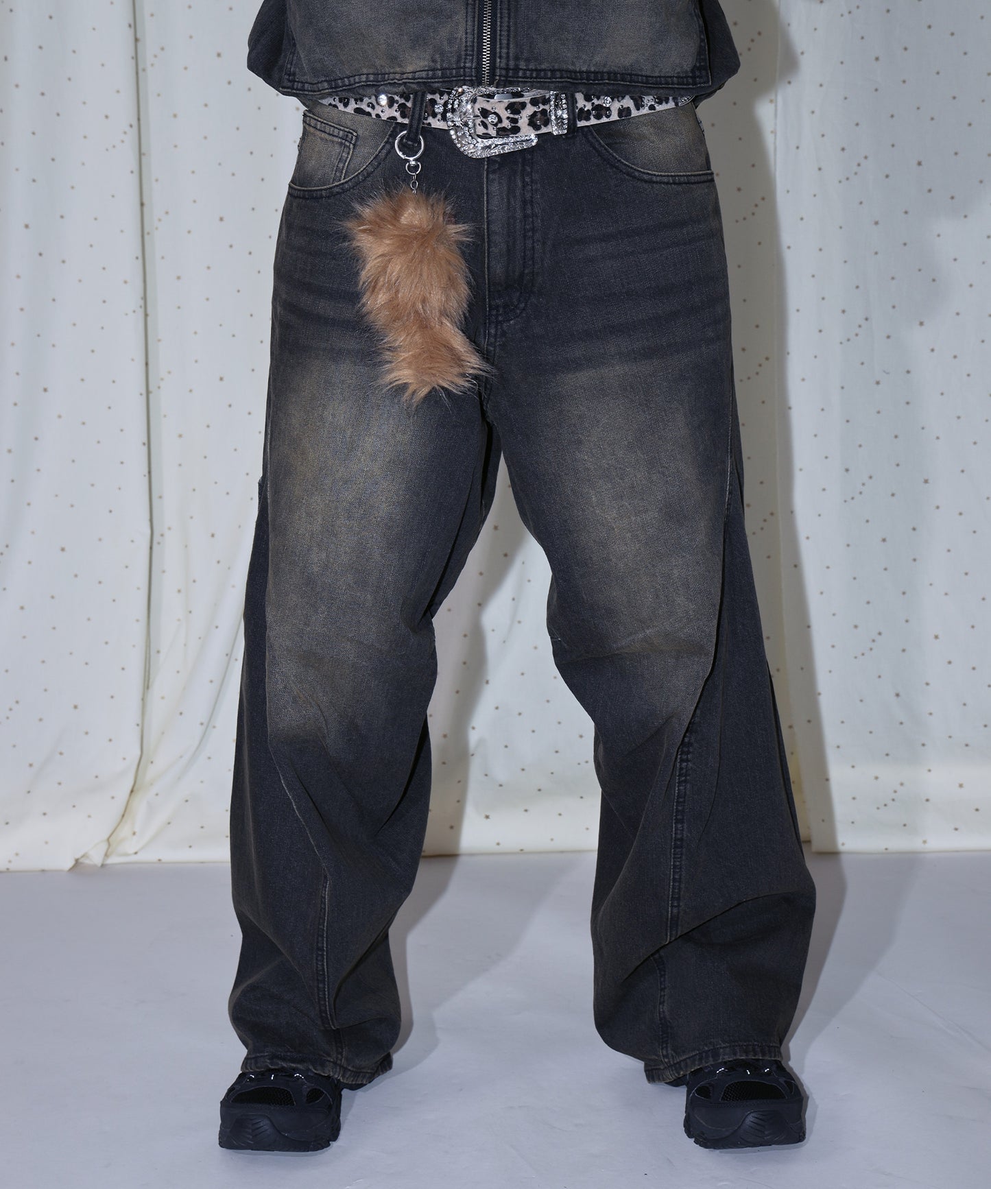 モデル：H180 Size:L