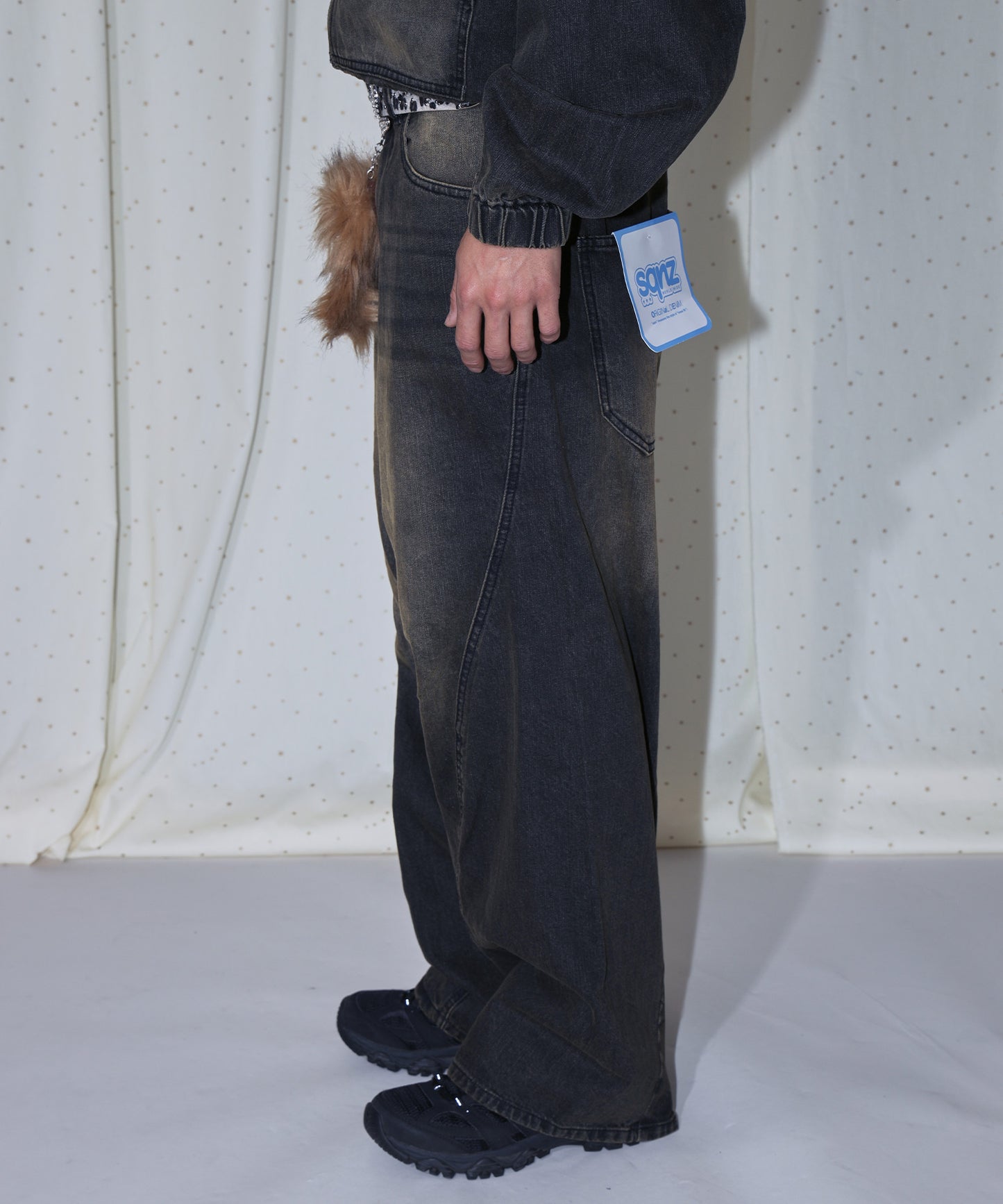 sqnz twist drape denim pants / ツイストドレープデニム　カーブデニム ワイドパンツ ヴィンテージライク オーバーダイ≪SET UP着用可能≫