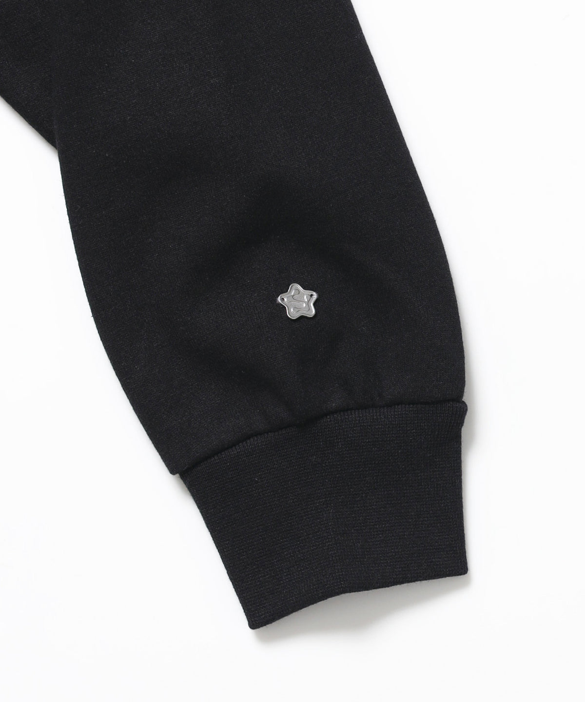 ※WEB限定  サークルハート刺繍裏起毛スウェット / sqnzU basic logo c/n ブラック