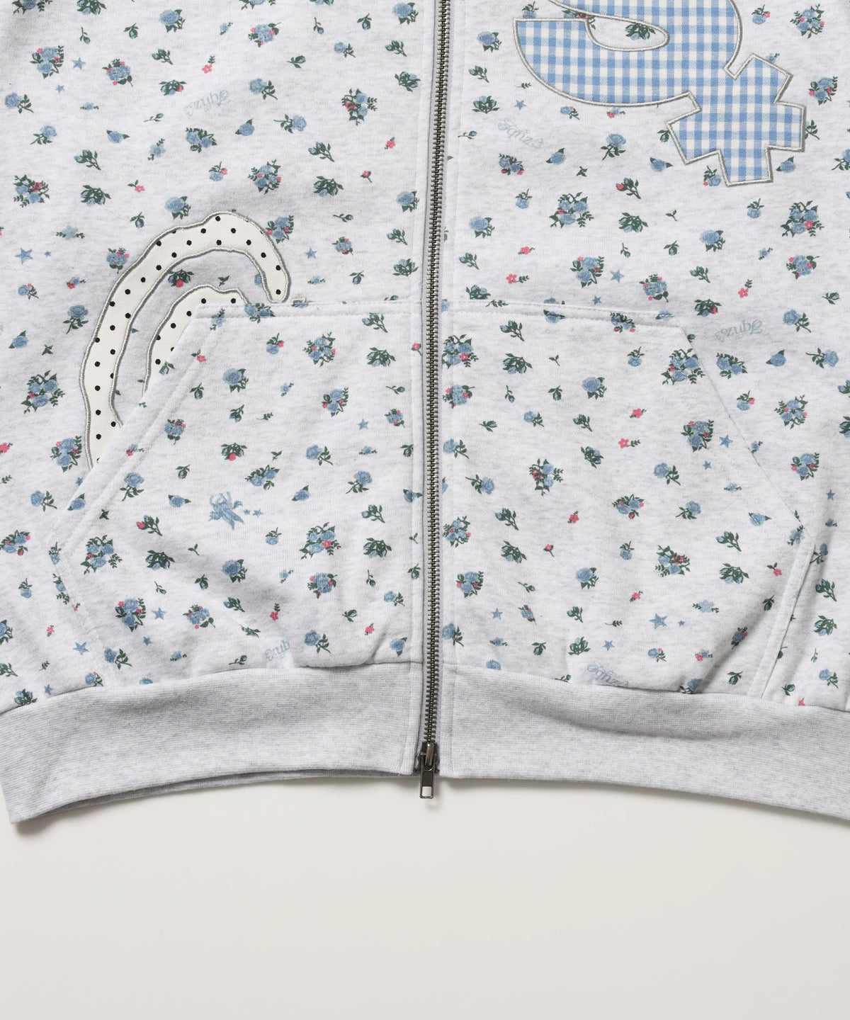 ※WEB限定 / ギンガムドットロゴジップパーカー / sqnzU spiral applique zip p/k