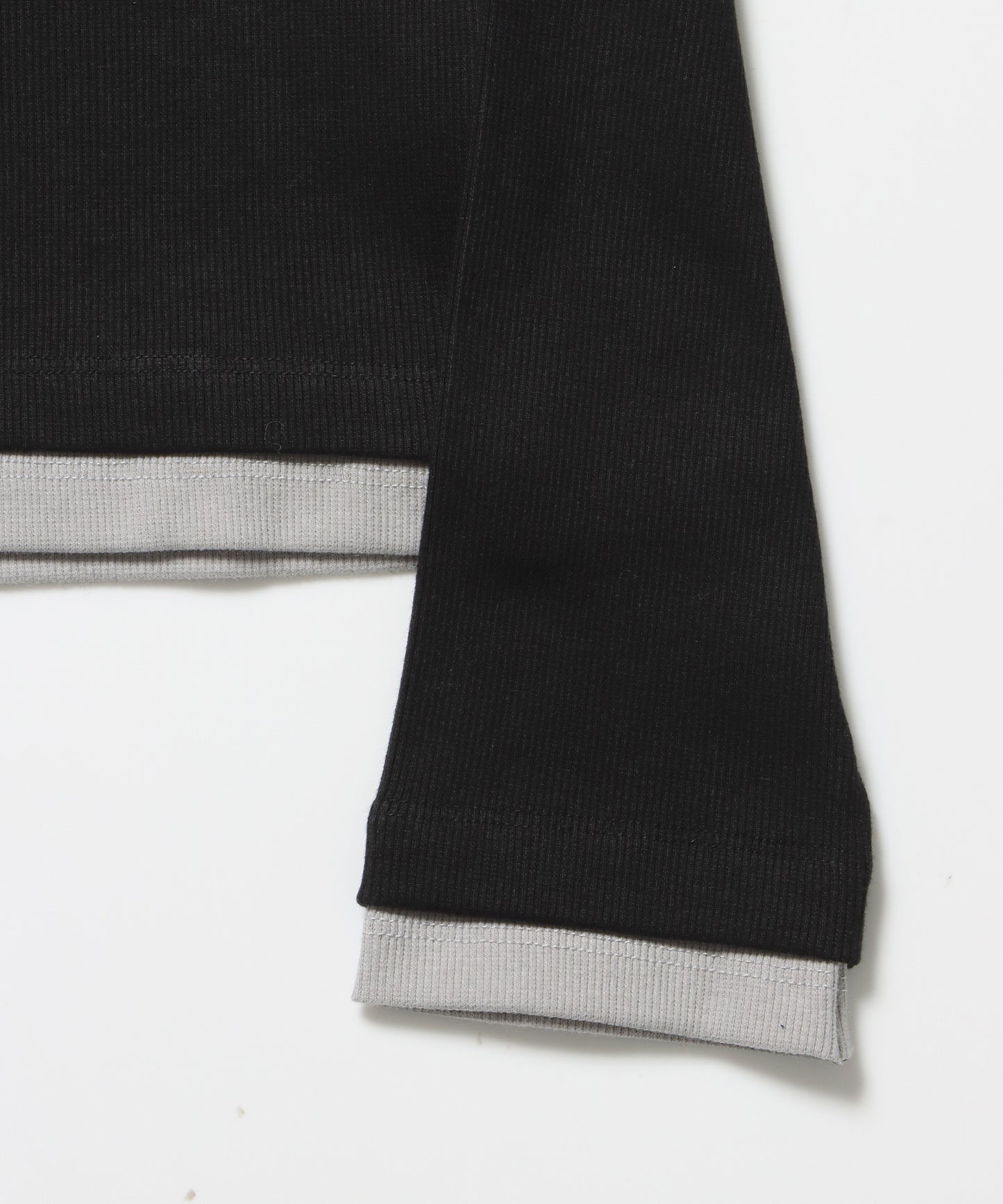 sqnz fake layered henley star l/s tee / 長袖 プリント ヘンリー フェイクレイヤード ツートーン ブラック