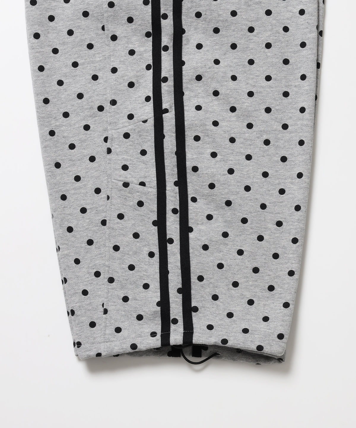 ※WEB限定 / ユニコーンワッペン刺繍トラックパンツ / sqnzU horse track pants 柄81